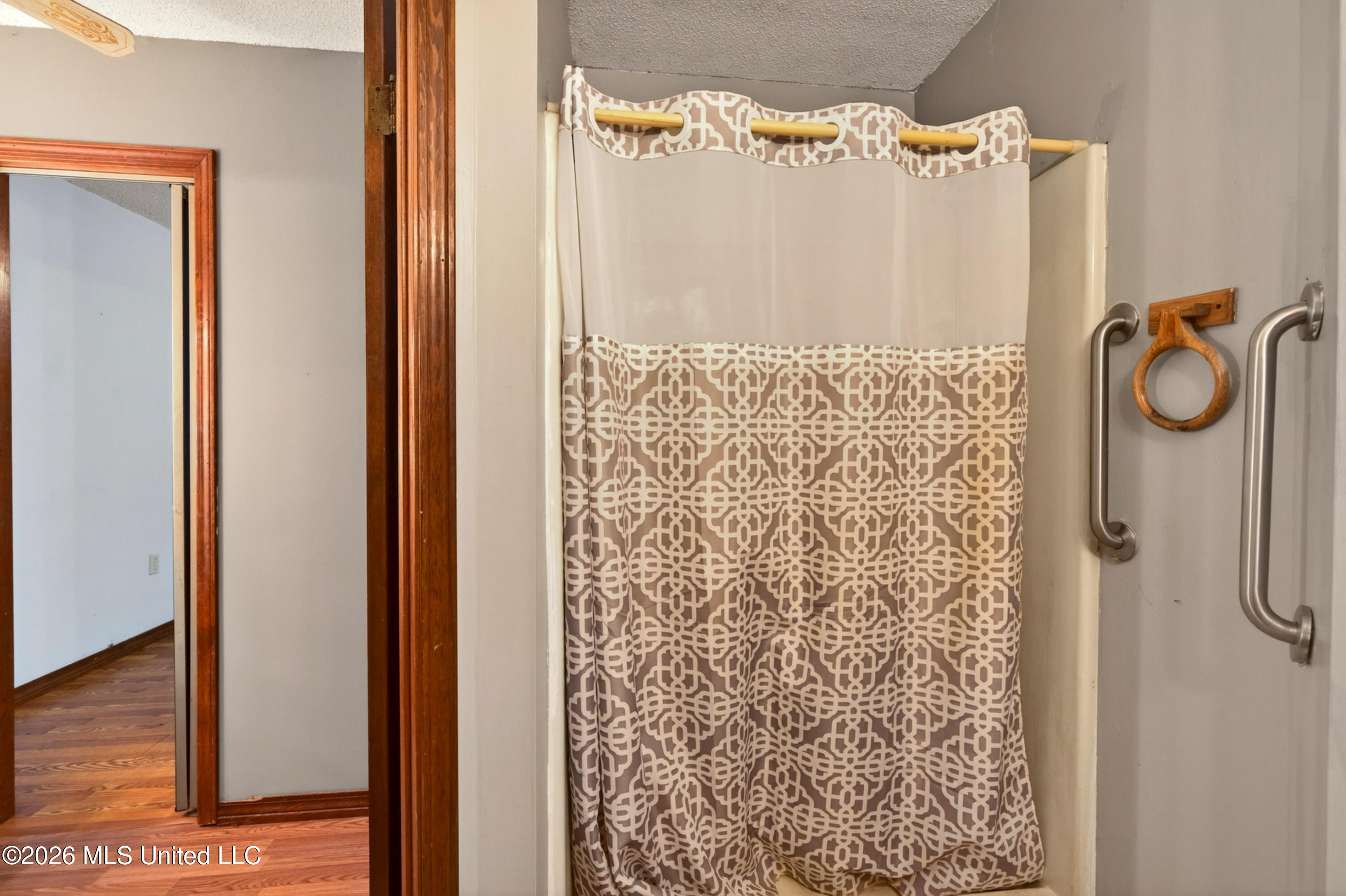 8102 Beatline Road Property Photo 20