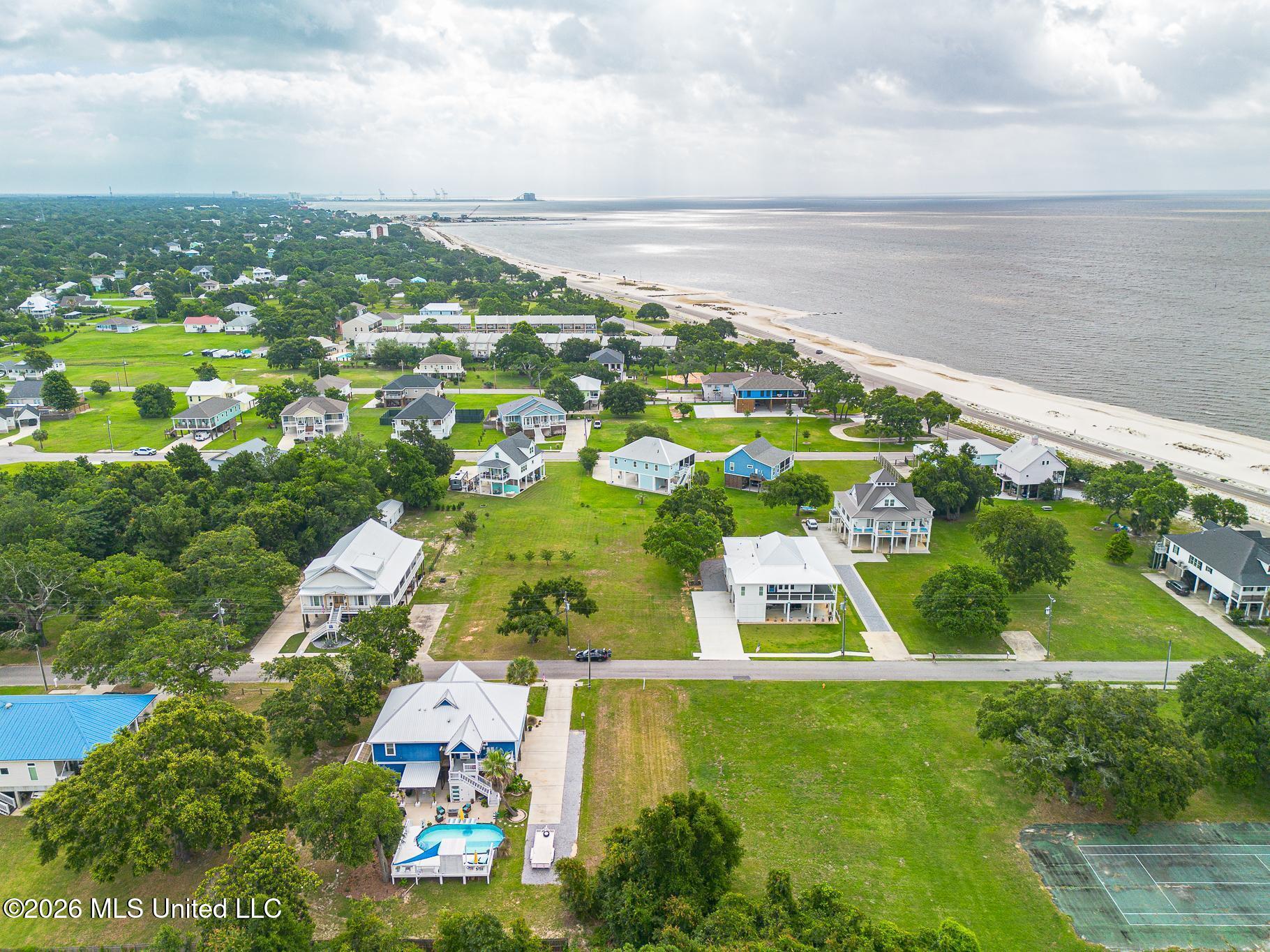 212 S Island View Avenue Property Photo 3