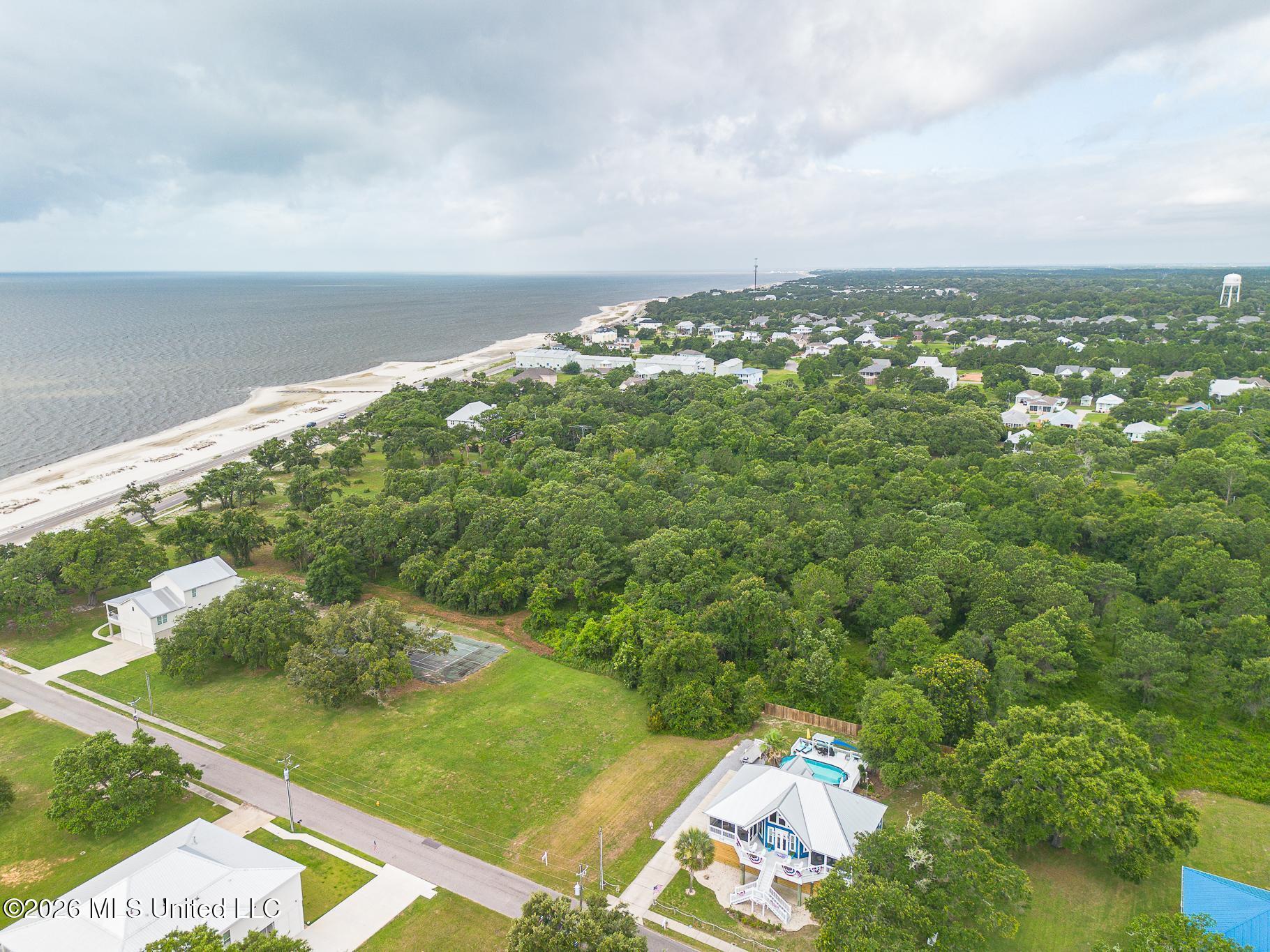 212 S Island View Avenue Property Photo 9