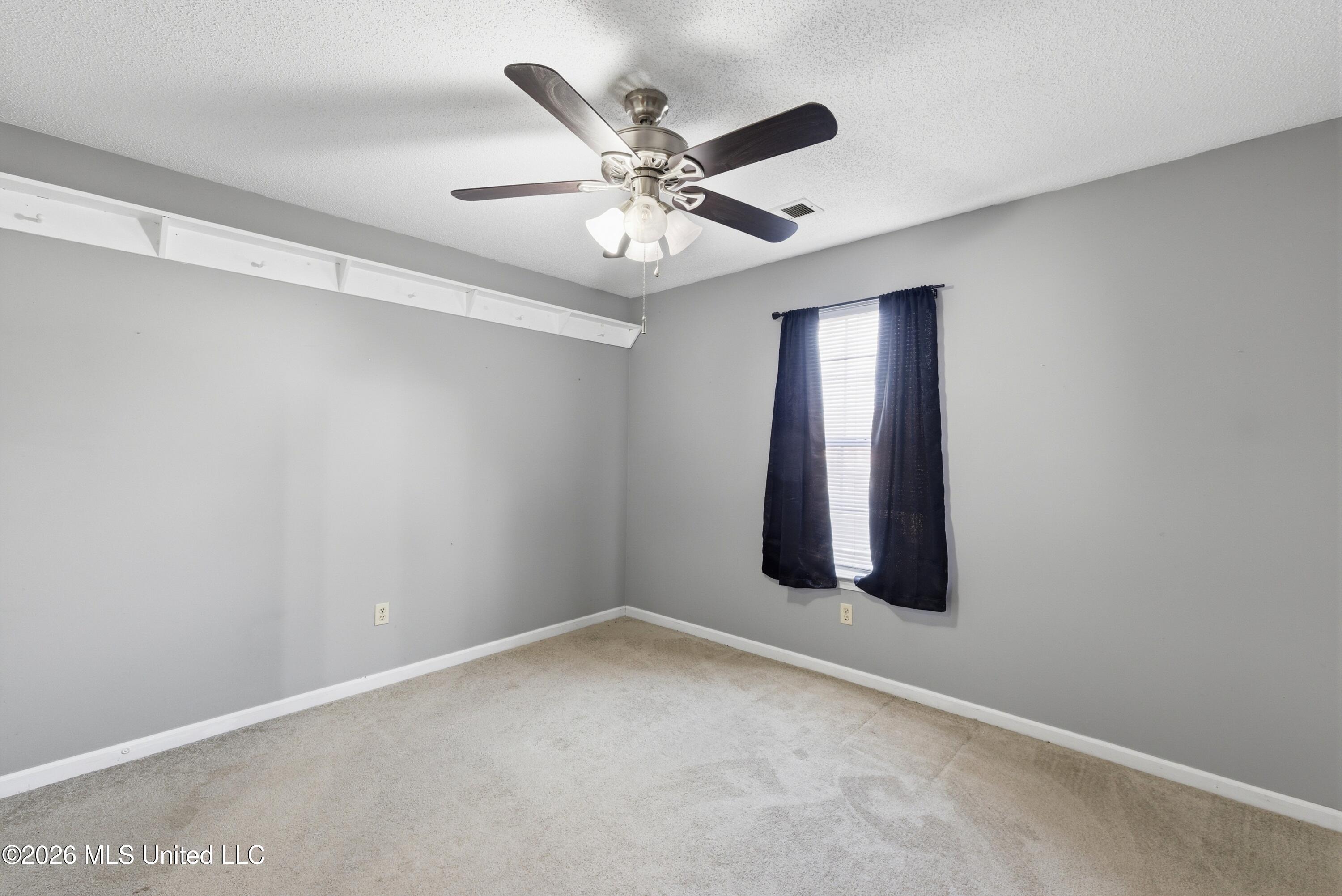 5795 Amaray Cove Property Photo 17
