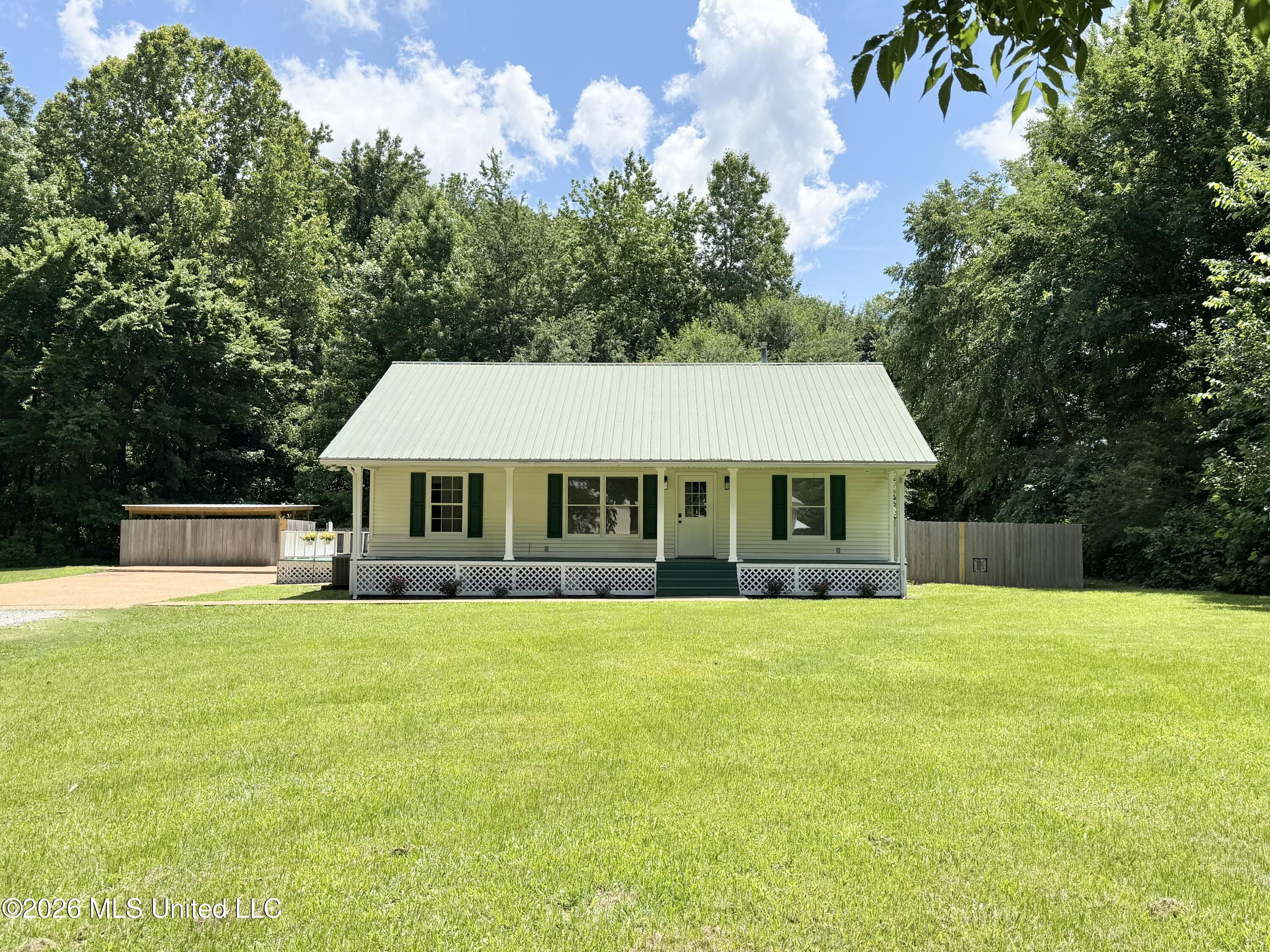 1690 W Ms-178 Property Photo 1