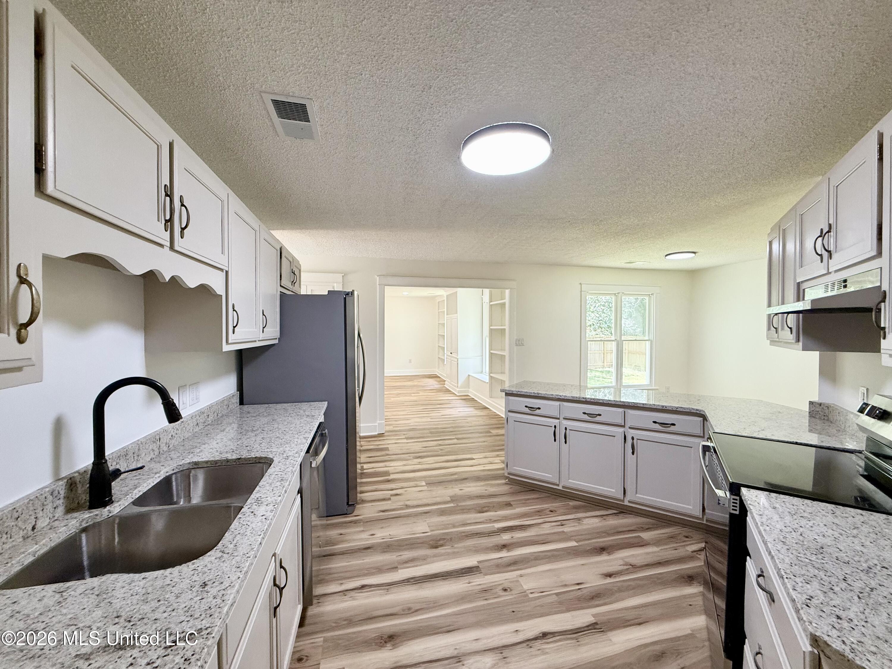 1690 W Ms-178 Property Photo 7