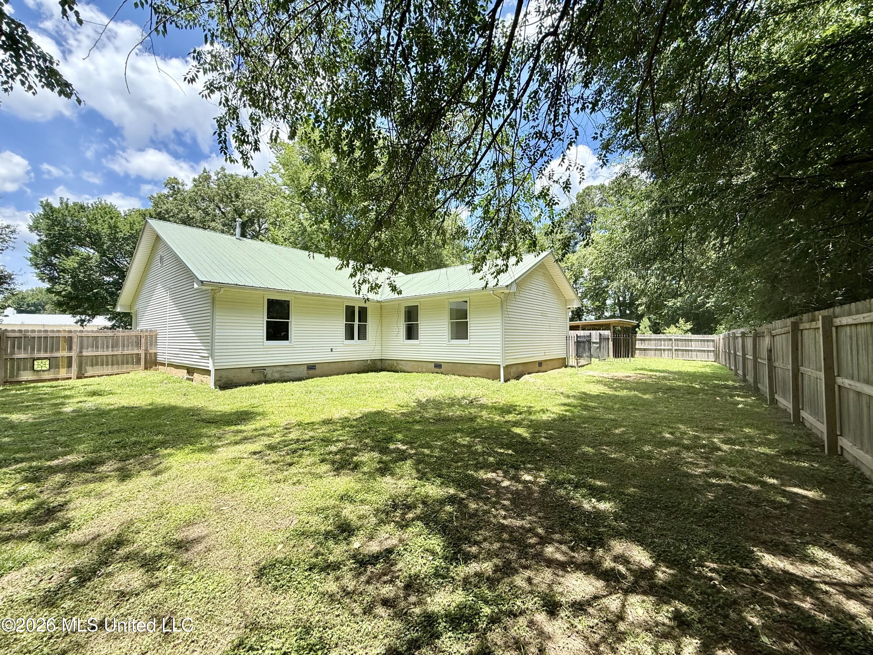 1690 W Ms-178 Property Photo 27