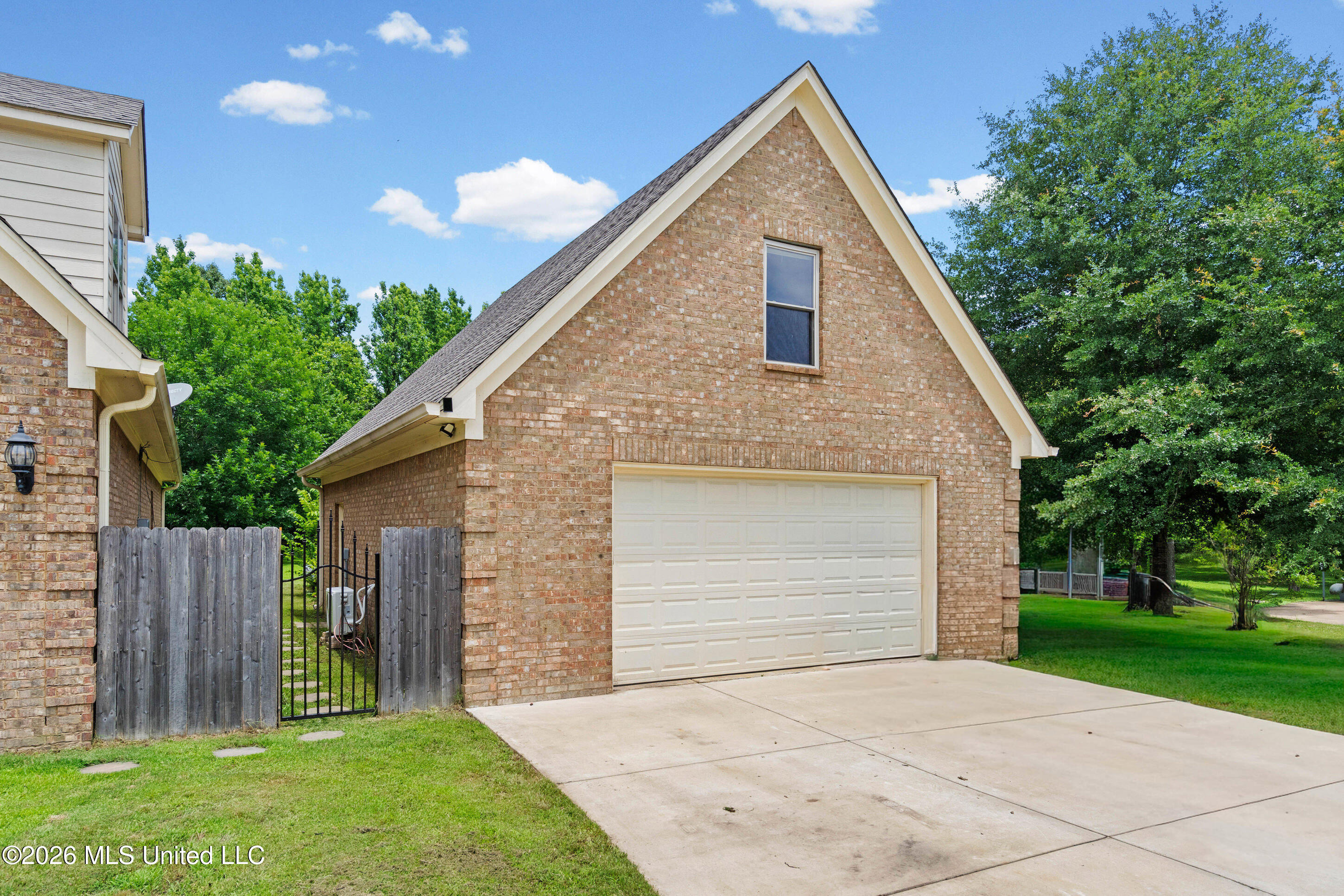 74 Vance Cove Property Photo 4