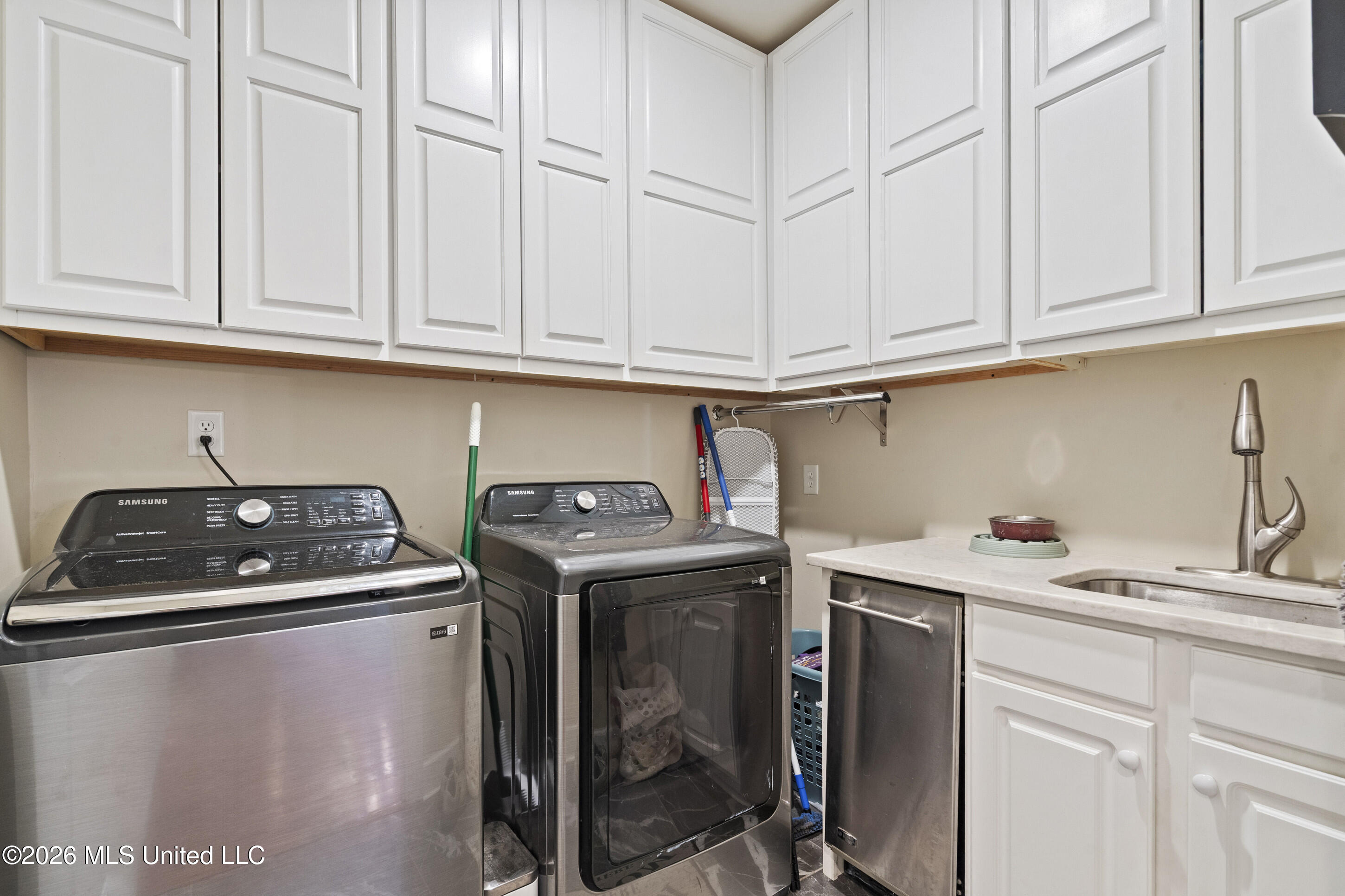 74 Vance Cove Property Photo 23