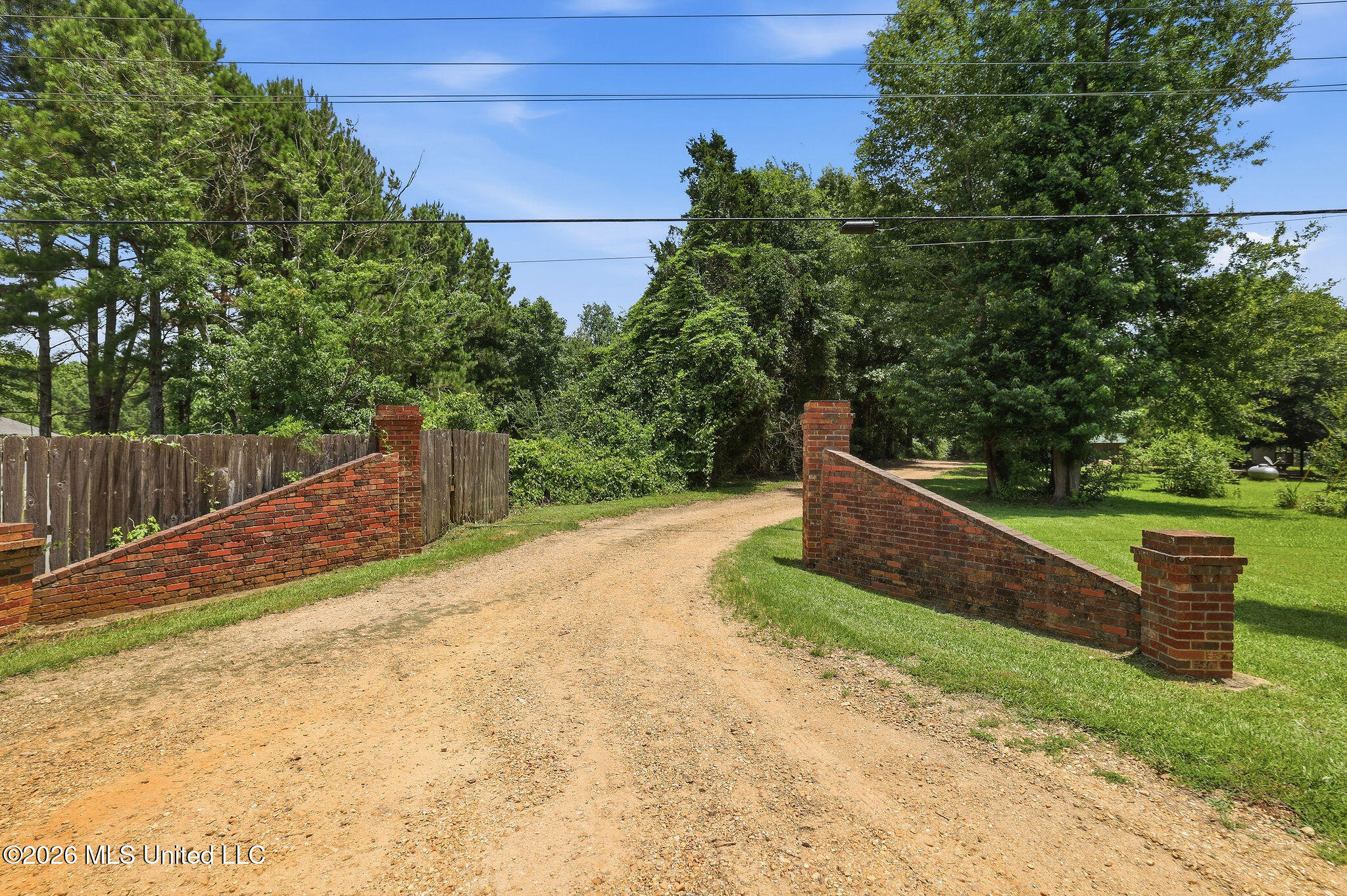 1122 Willis Cotton Road Property Photo 2