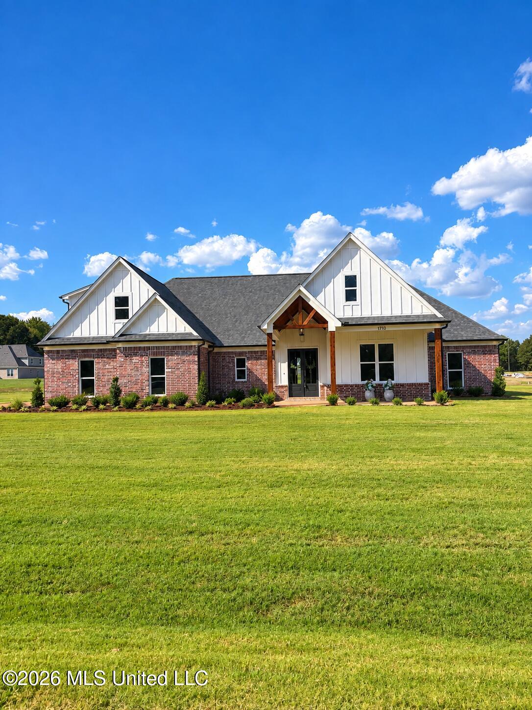 1710 Cane Creek Drive Property Photo 1