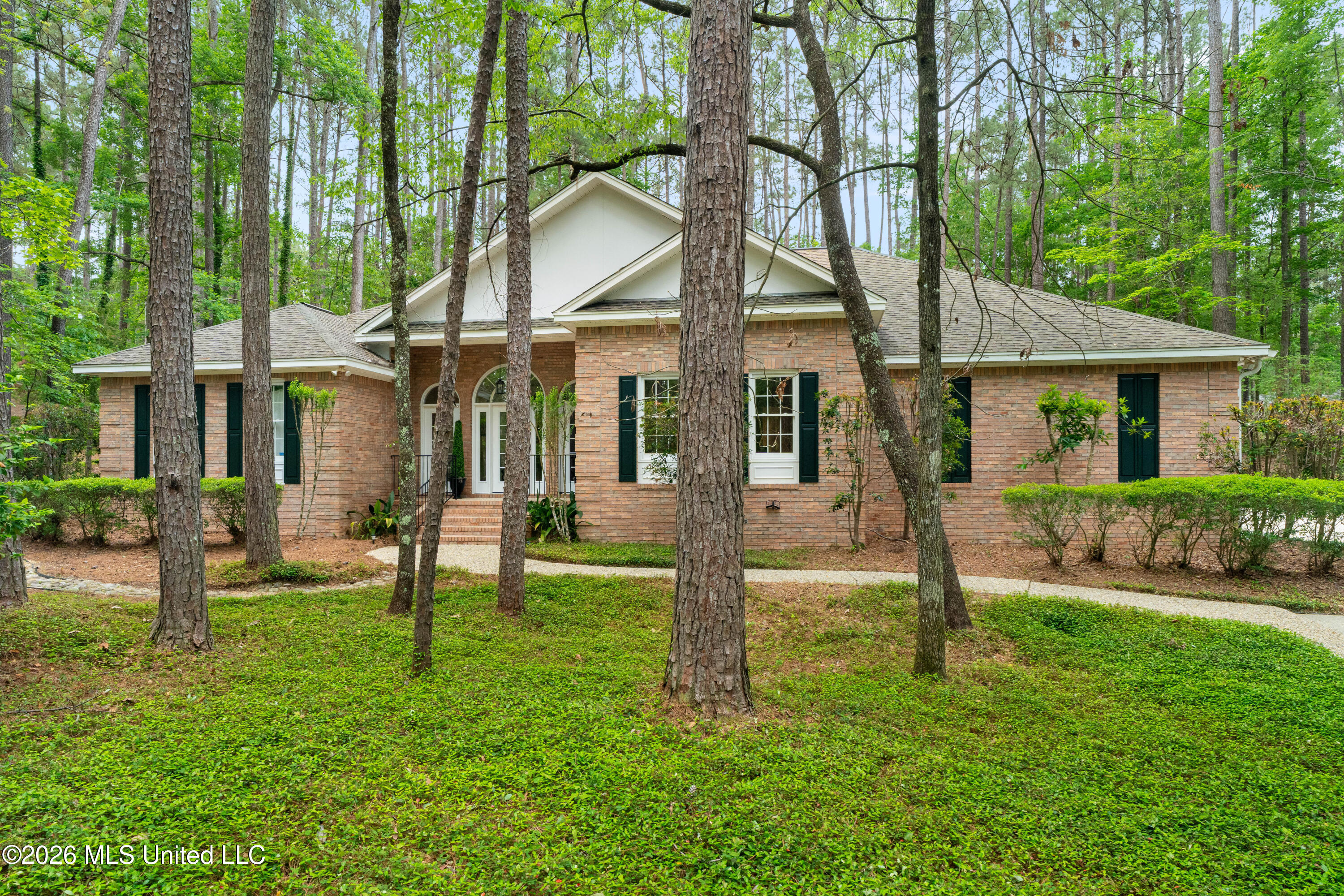 28 Canebrake Boulevard Property Photo 1