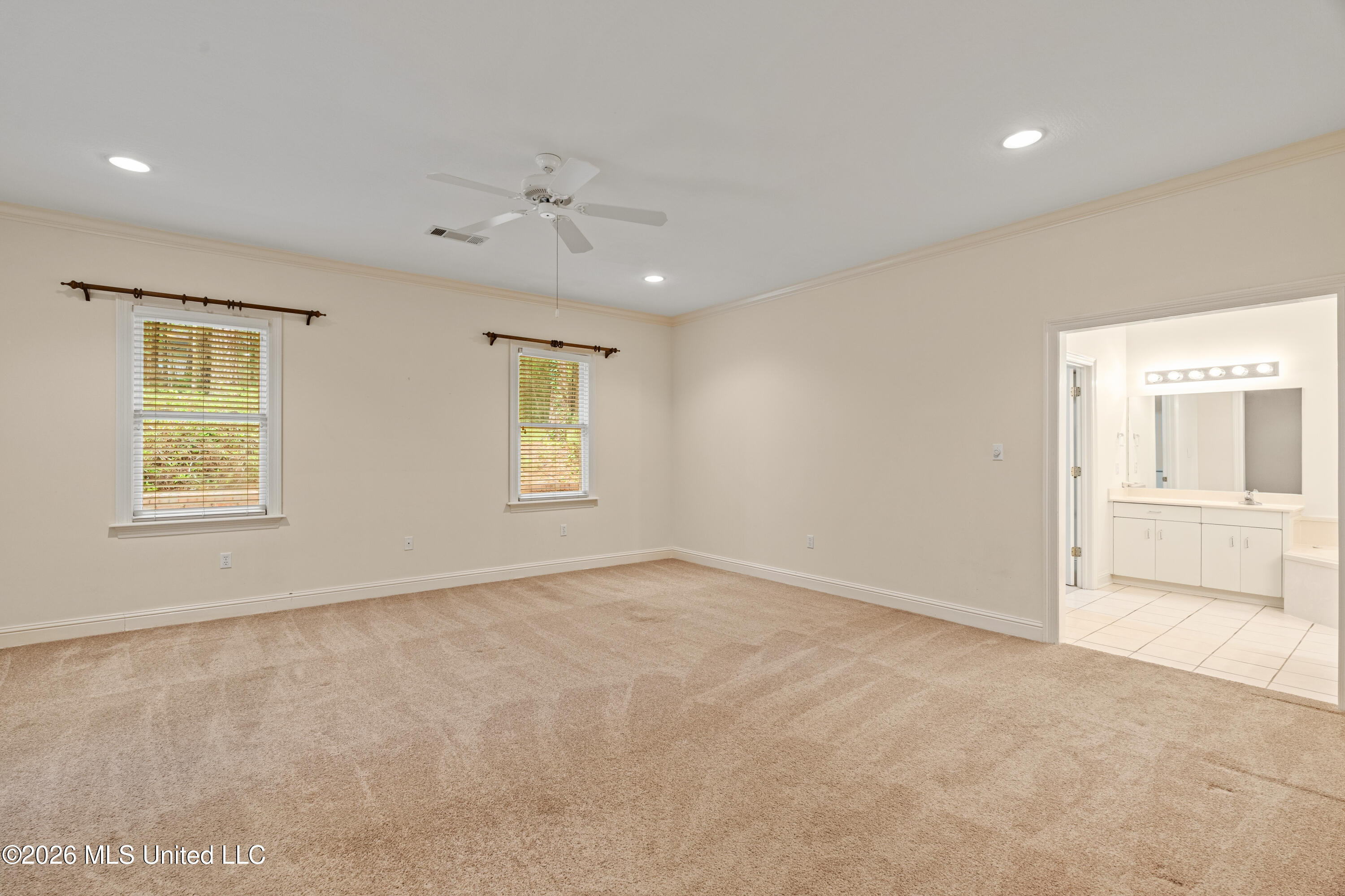 28 Canebrake Boulevard Property Photo 22