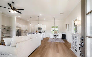 2111 Scott Mdws Lane Property Photo 10