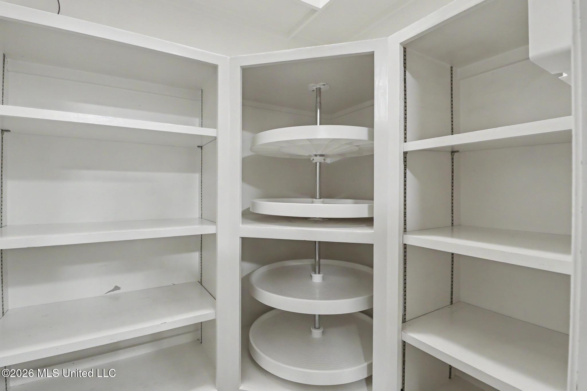 422 Cachemont Cove Property Photo 6