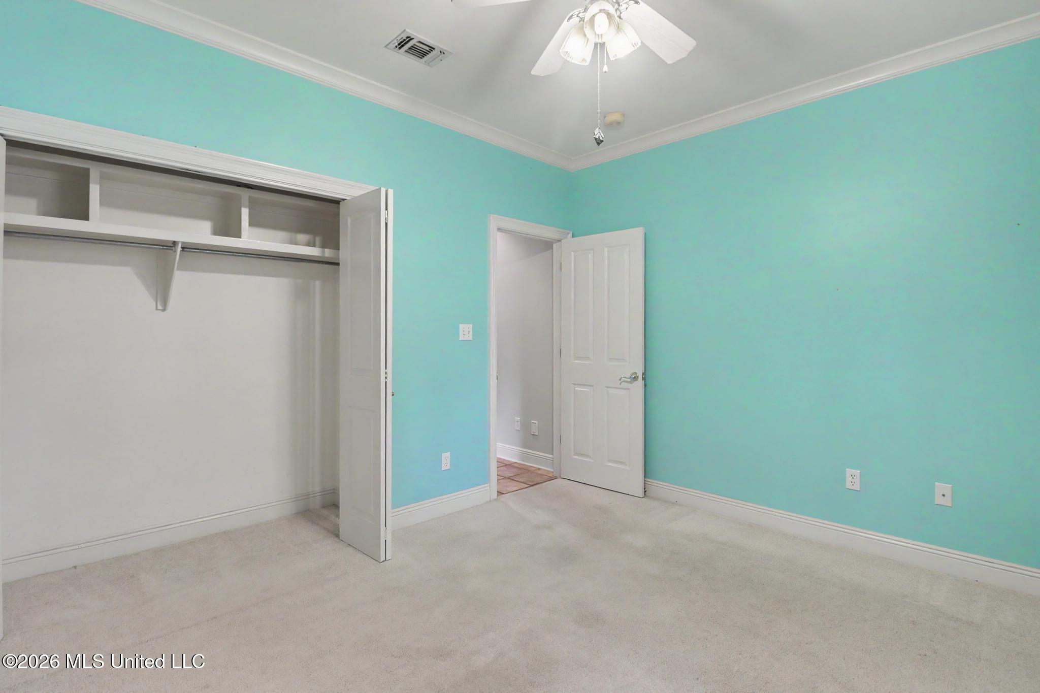 422 Cachemont Cove Property Photo 16
