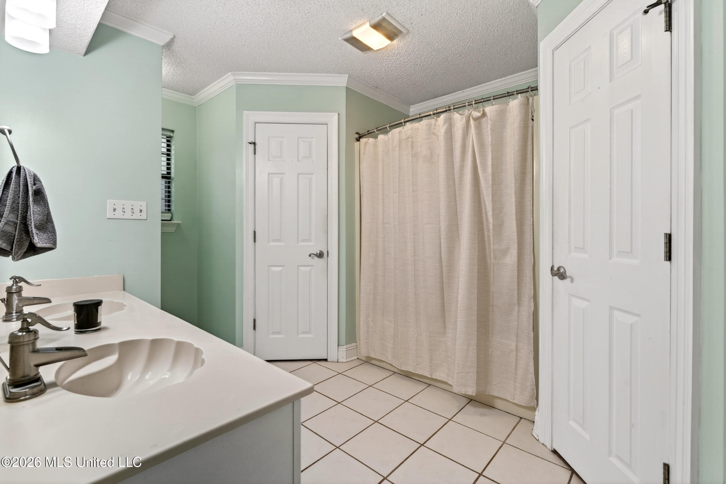 100 Berryhill Drive Property Photo 14