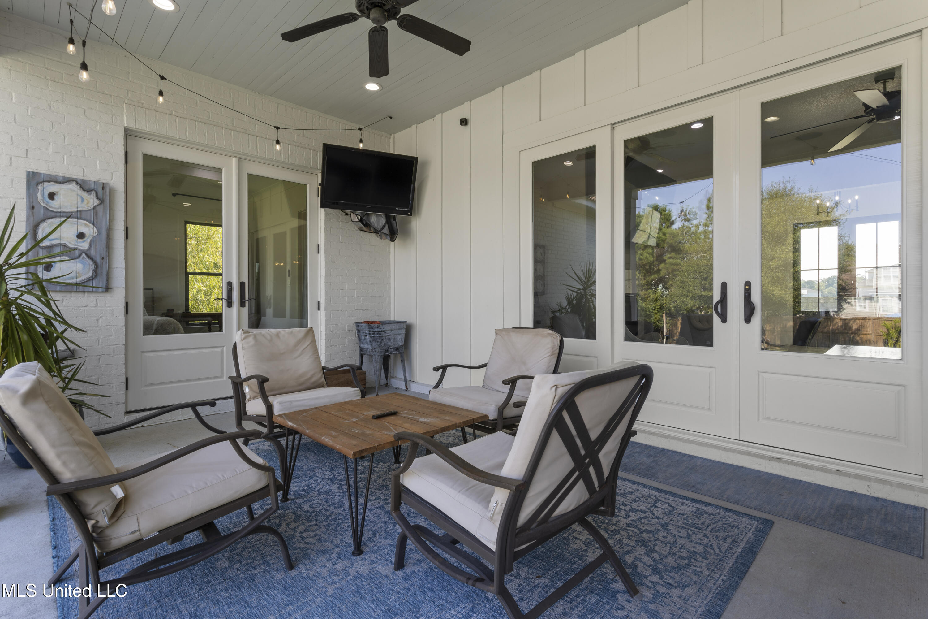 407 Goose Pointe Boulevard Property Photo 52