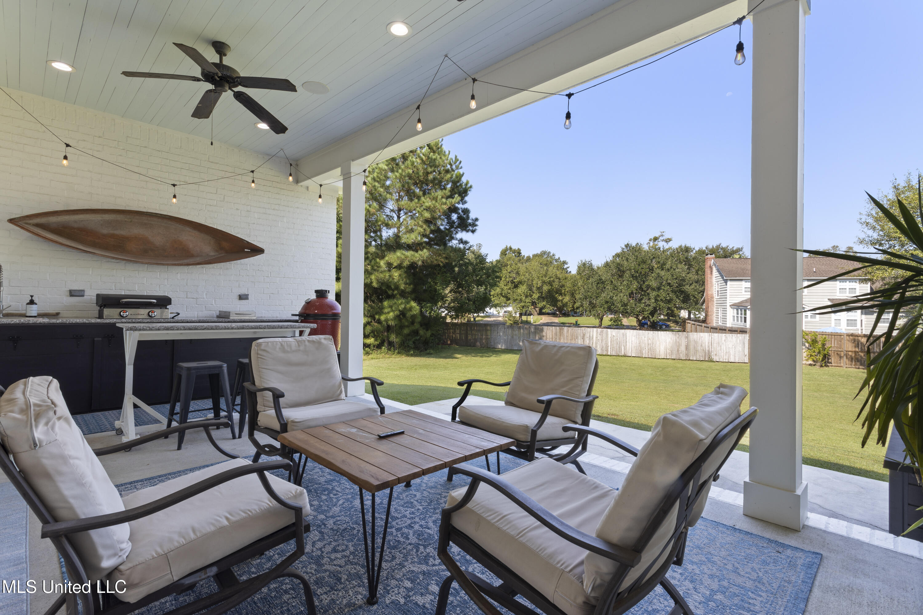407 Goose Pointe Boulevard Property Photo 53
