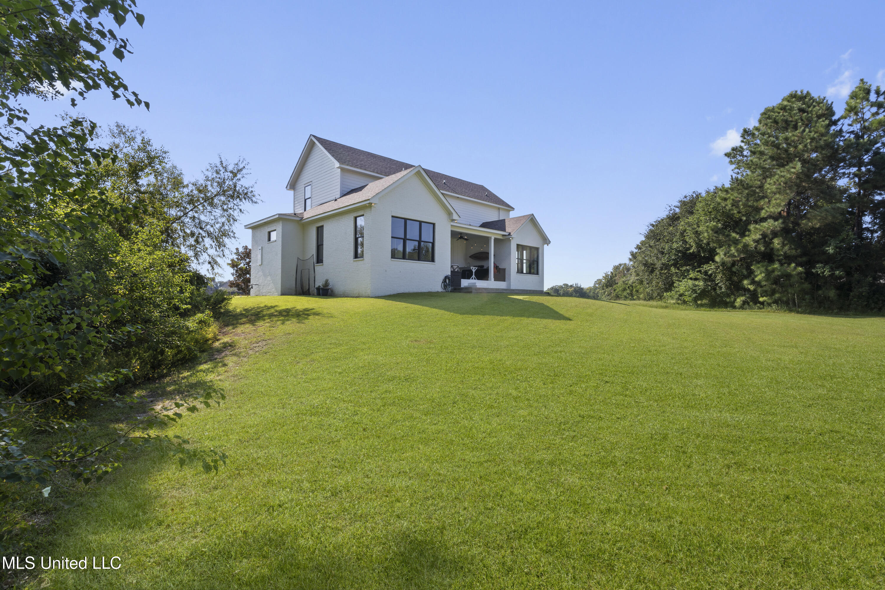407 Goose Pointe Boulevard Property Photo 59