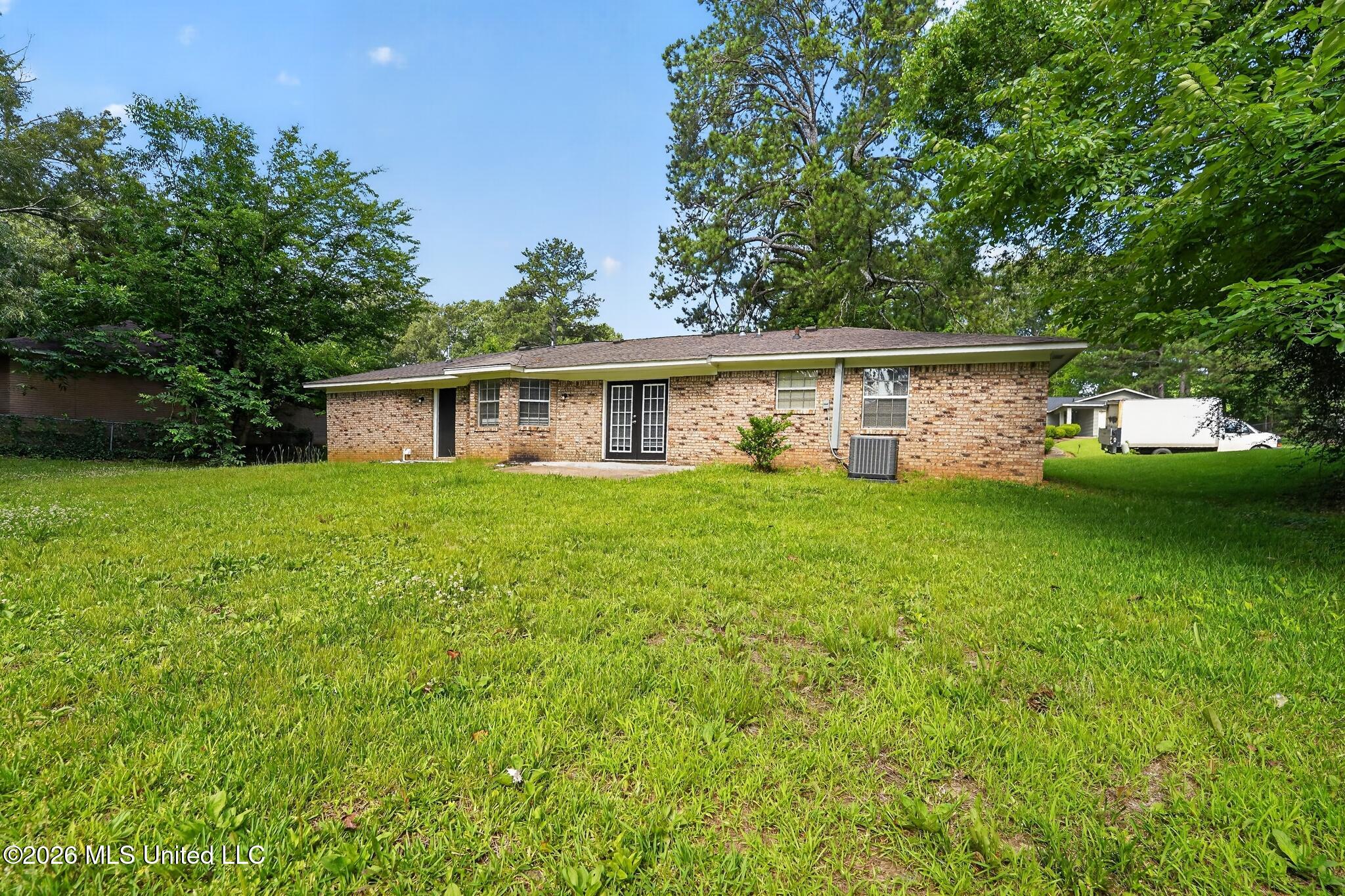 206 Valley Ridge Drive Property Photo 6