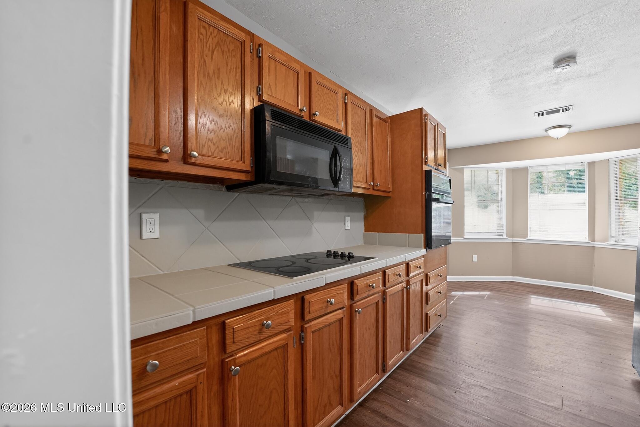 206 Valley Ridge Drive Property Photo 15