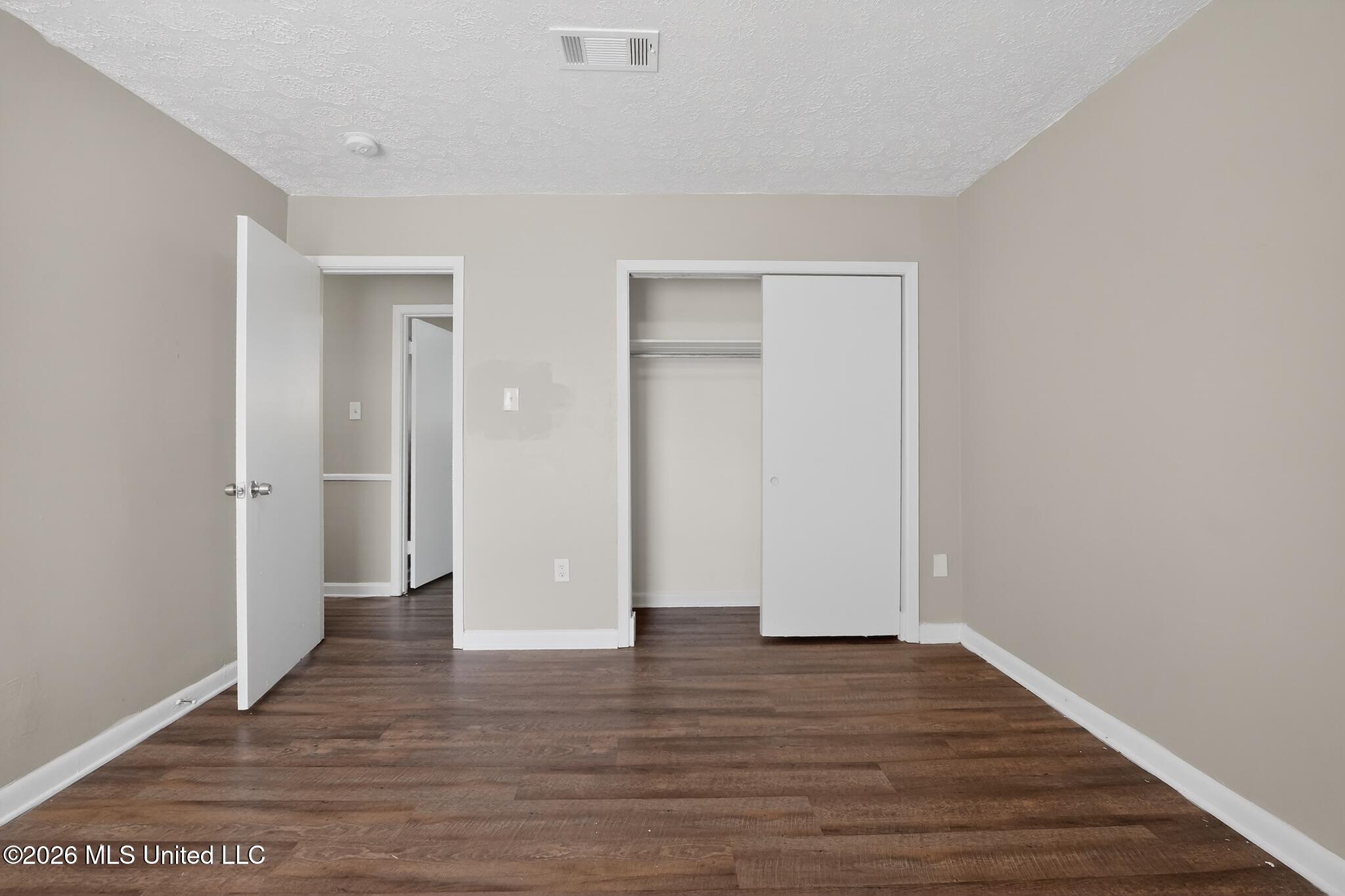 206 Valley Ridge Drive Property Photo 23