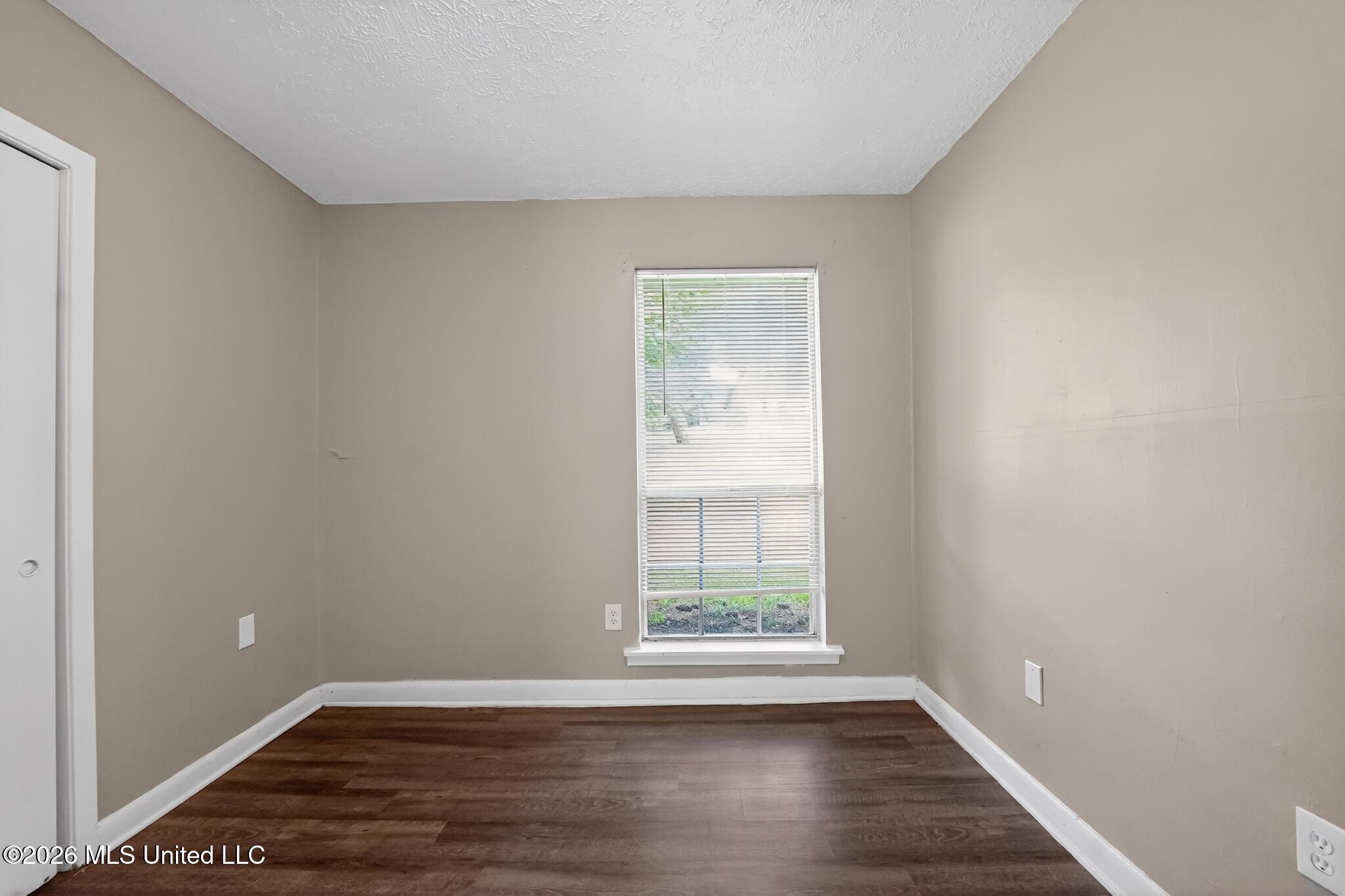 206 Valley Ridge Drive Property Photo 24