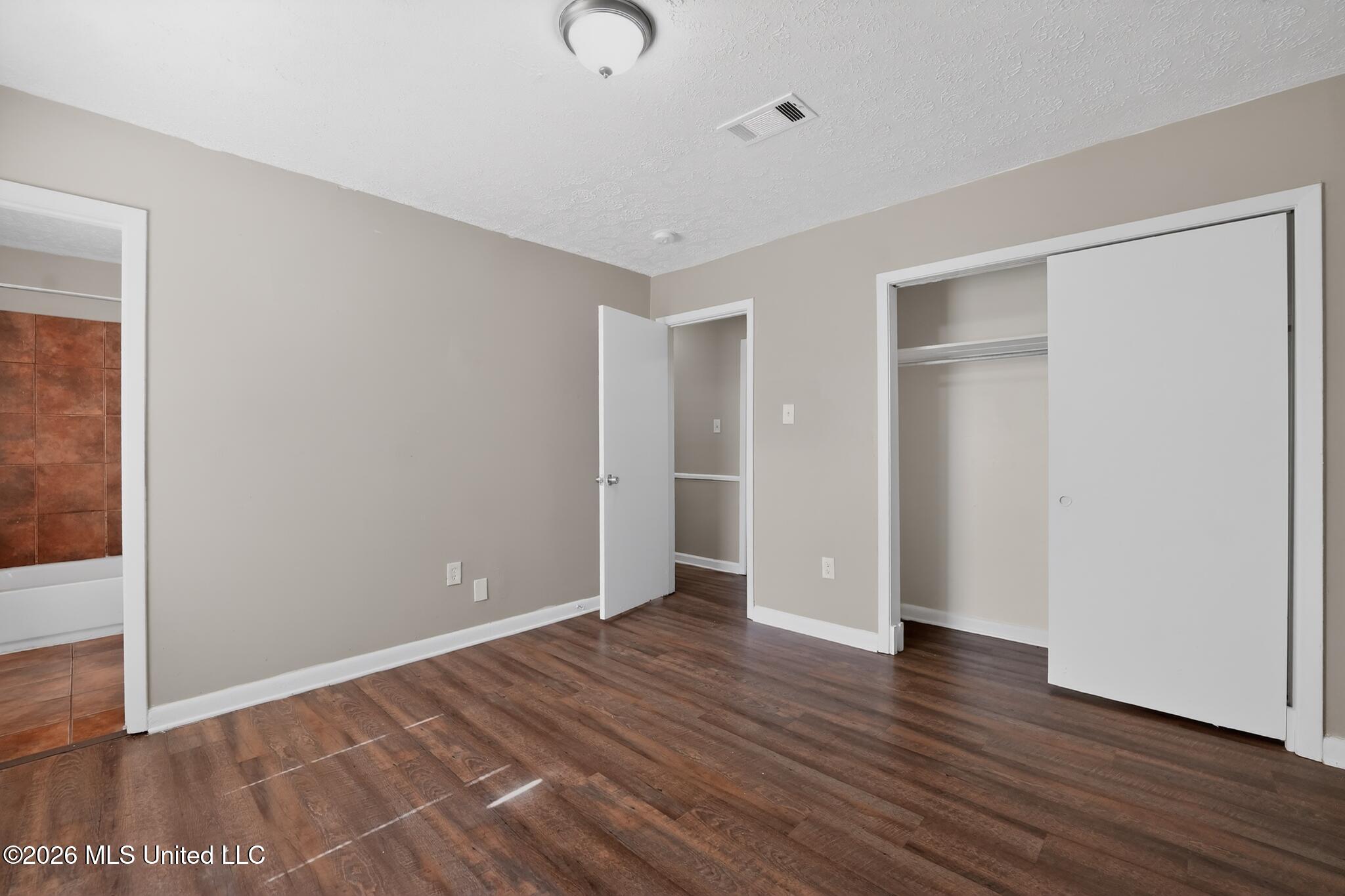 206 Valley Ridge Drive Property Photo 25