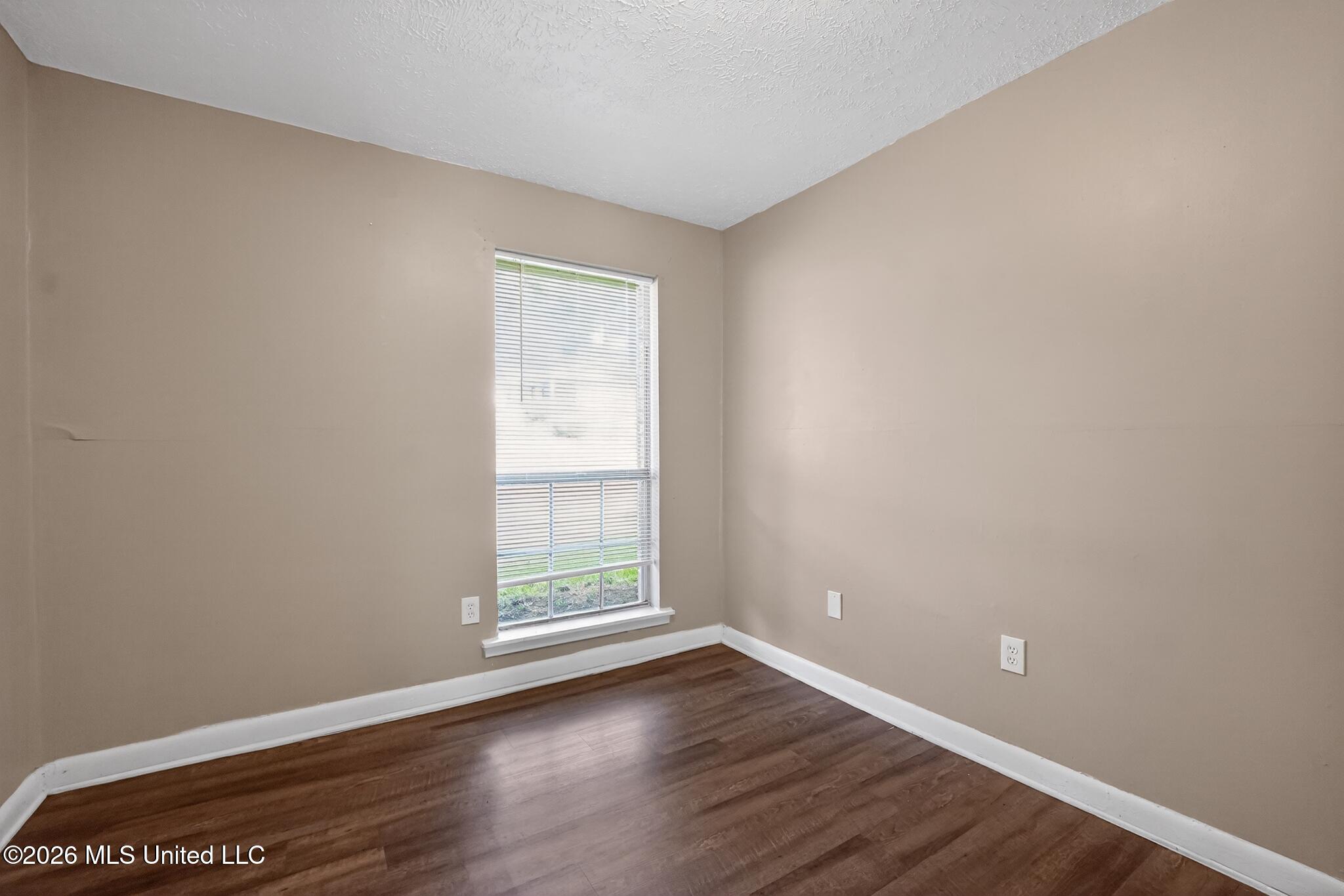 206 Valley Ridge Drive Property Photo 27
