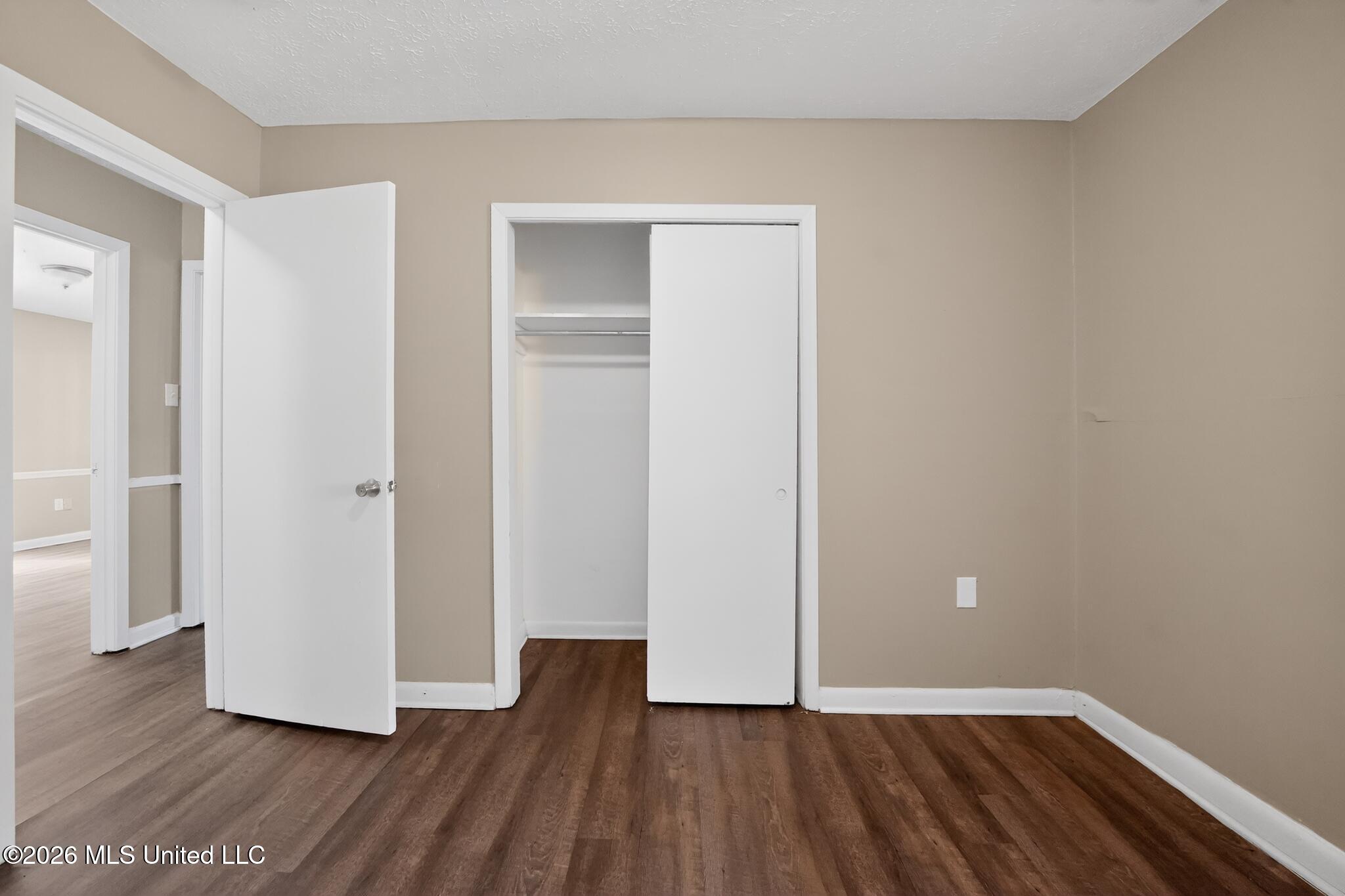 206 Valley Ridge Drive Property Photo 28