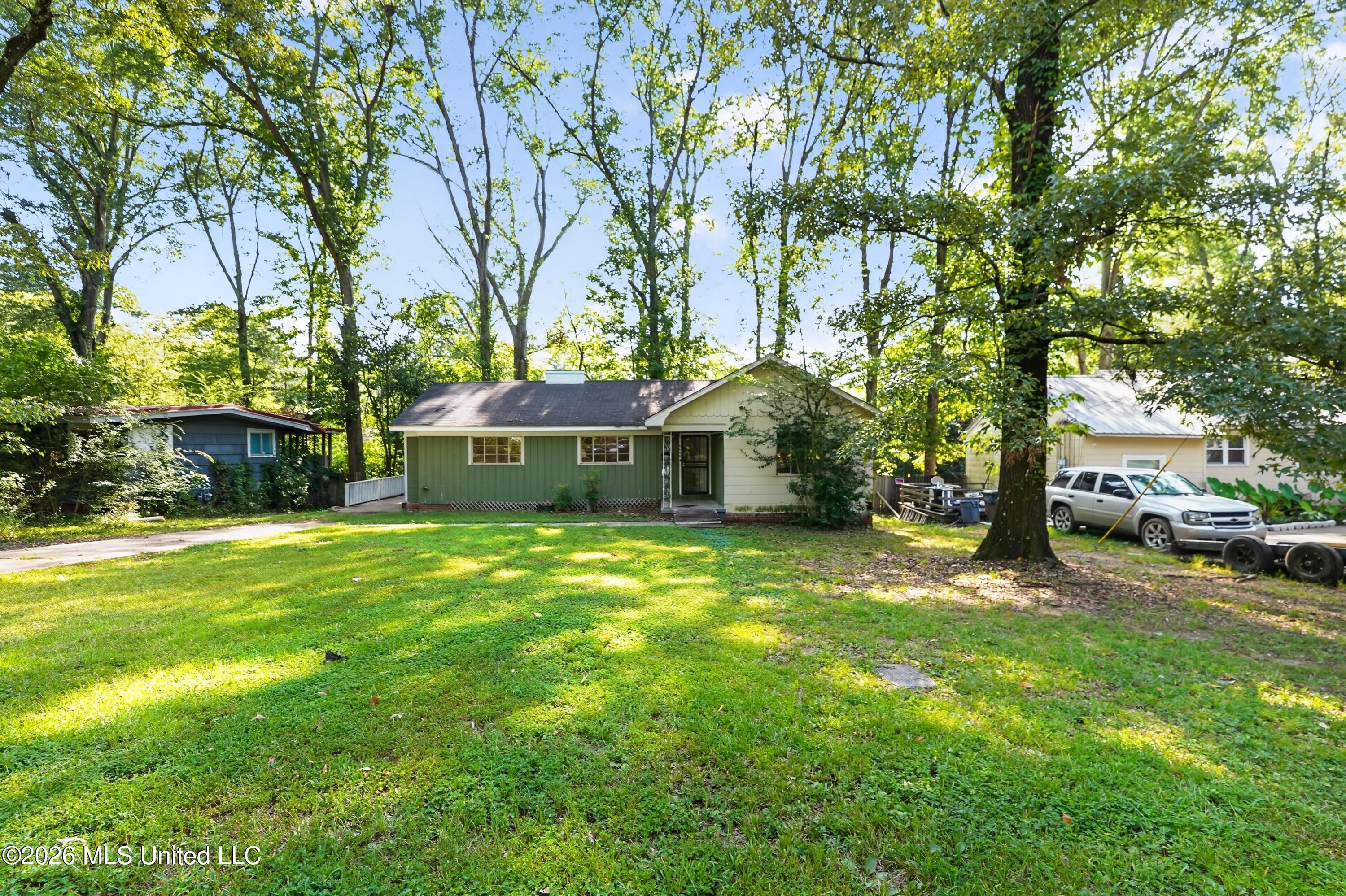 4644 Normandy Drive Property Photo 2