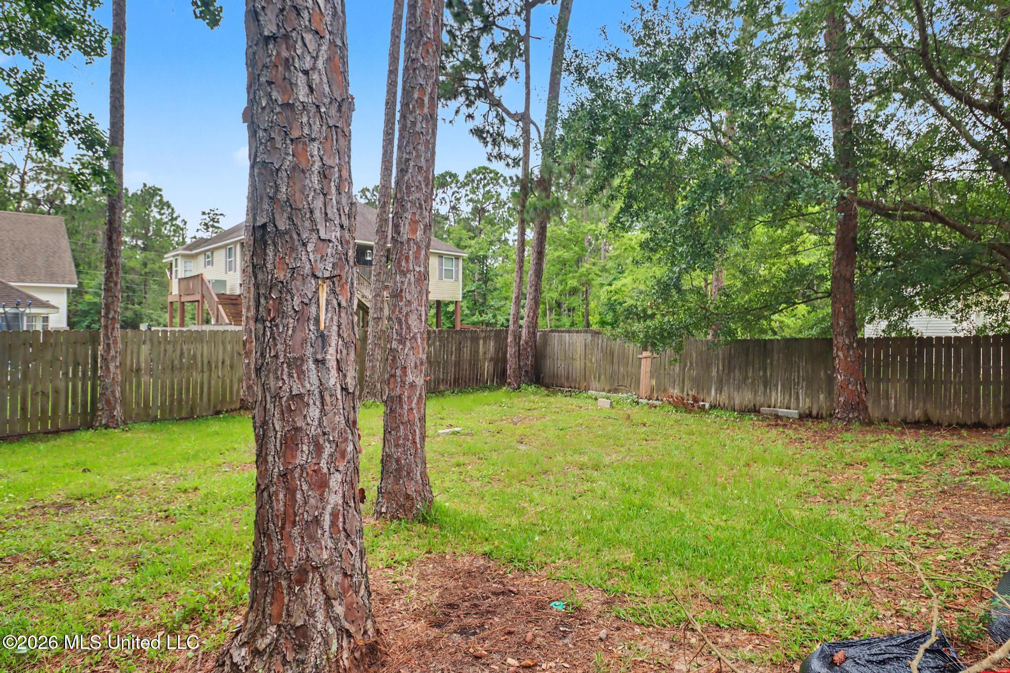 492 Royal Oak Drive Property Photo 21