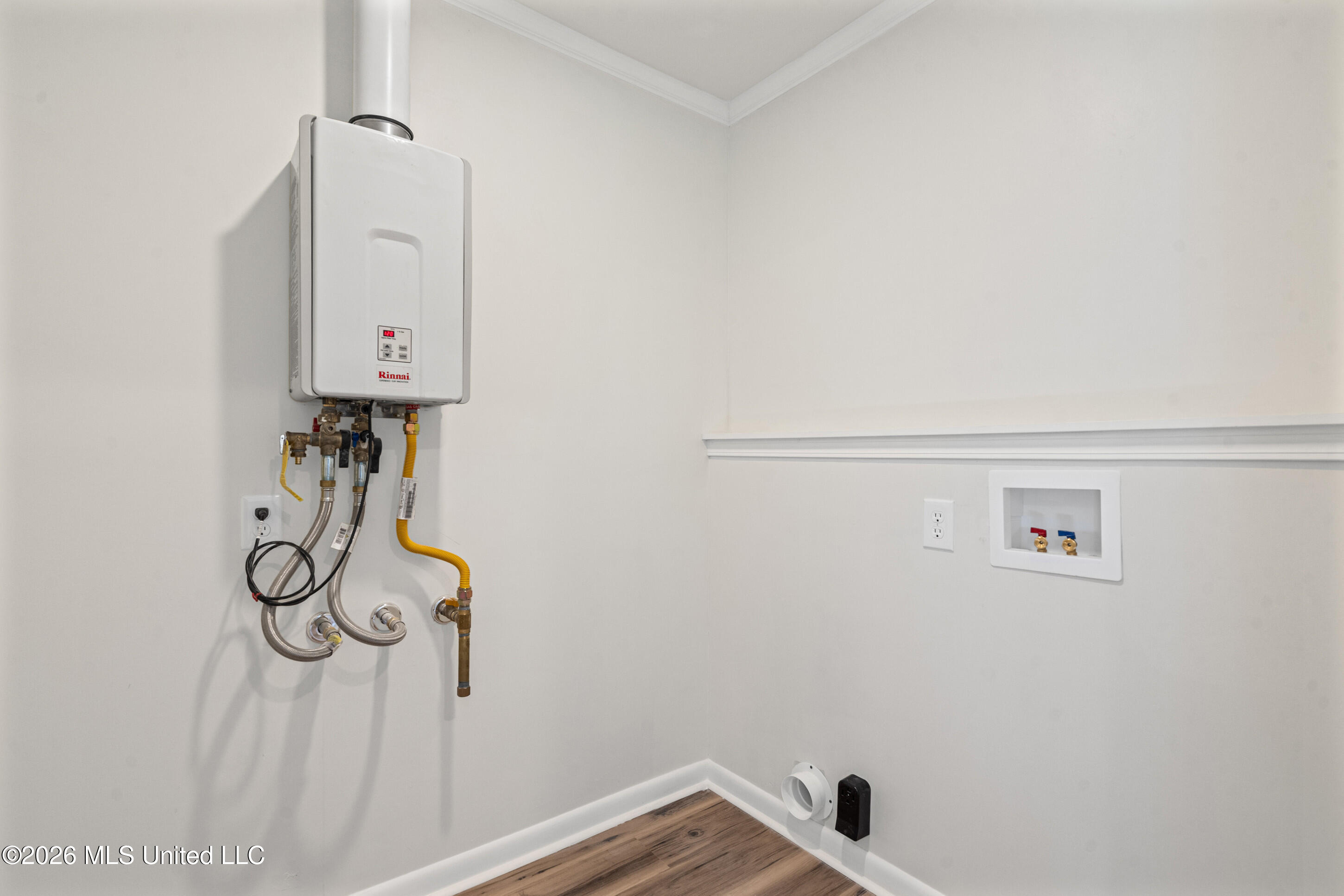 108 E Mclaurin Street Property Photo 11