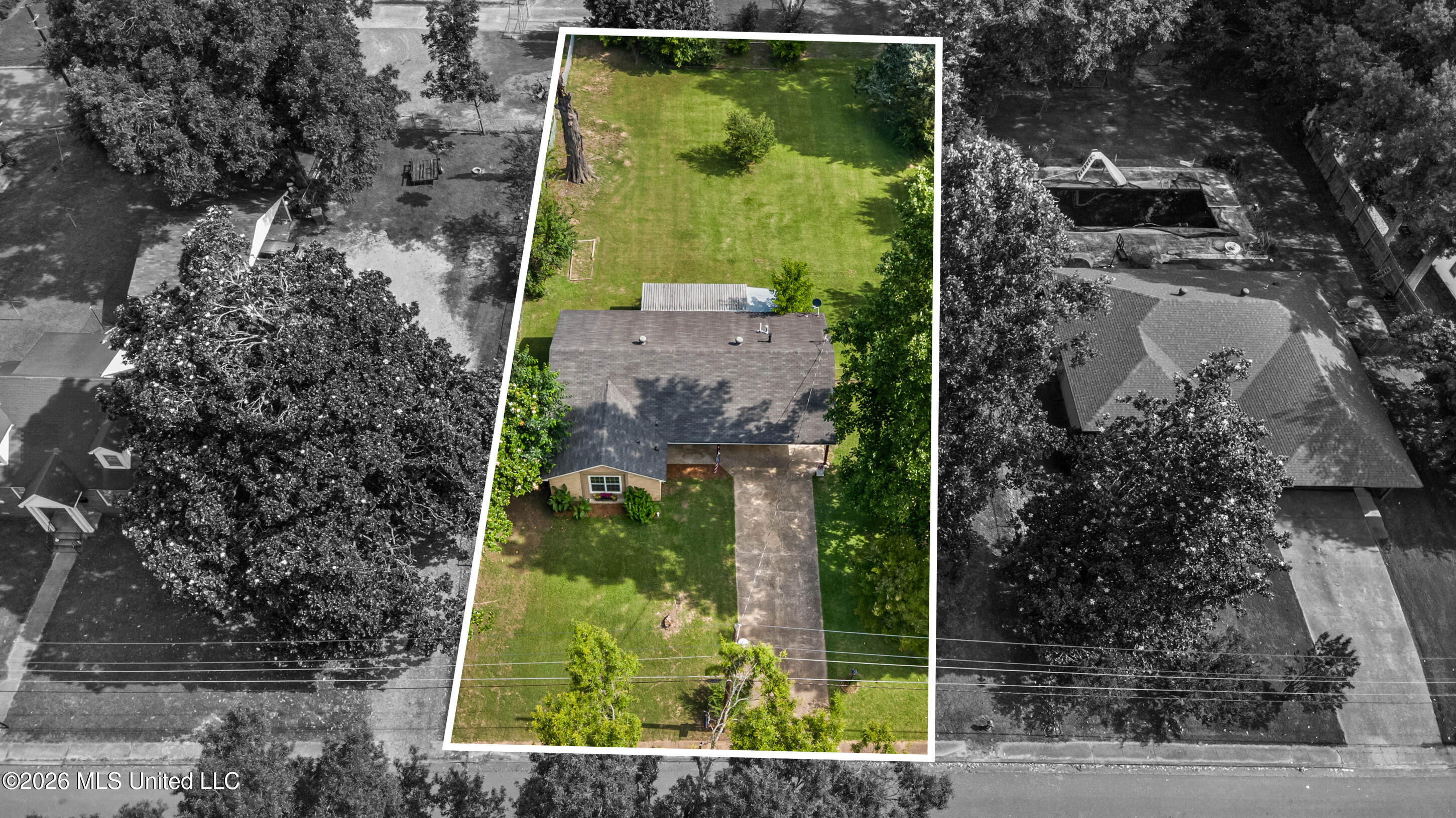 108 E Mclaurin Street Property Photo 22