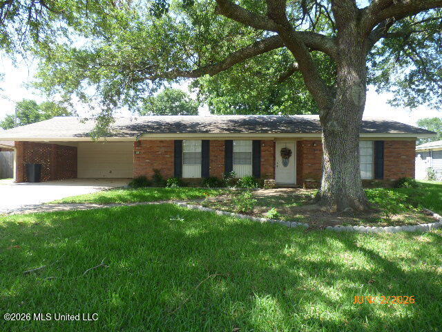 166 Lee Avenue Property Photo 1