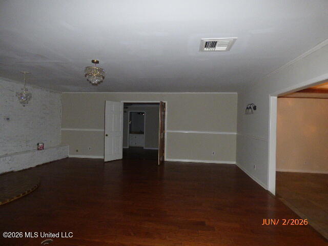166 Lee Avenue Property Photo 10