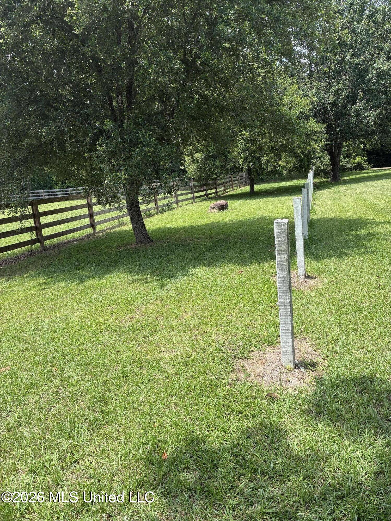 5988 Henderson Road Property Photo 54