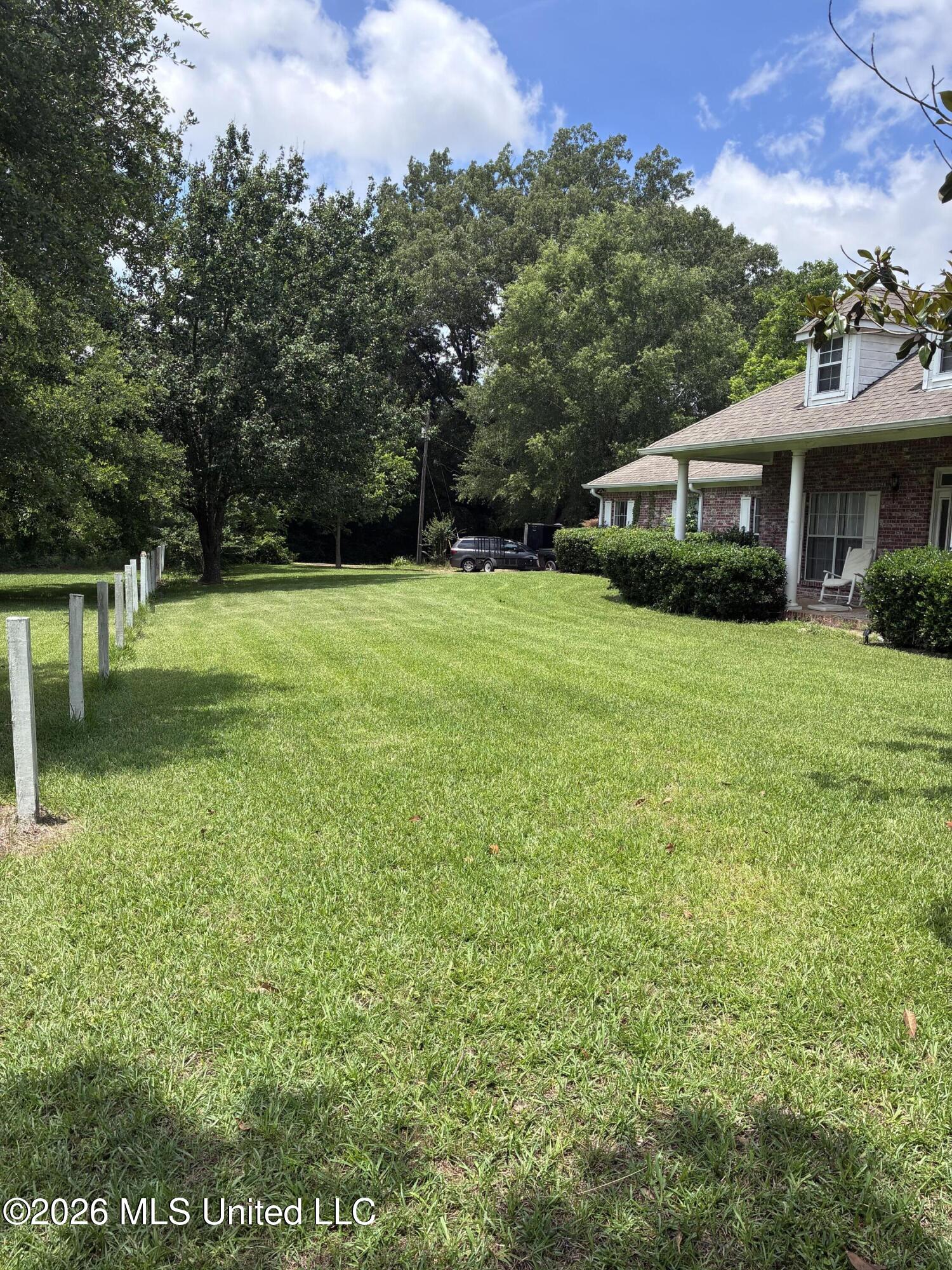 5988 Henderson Road Property Photo 55