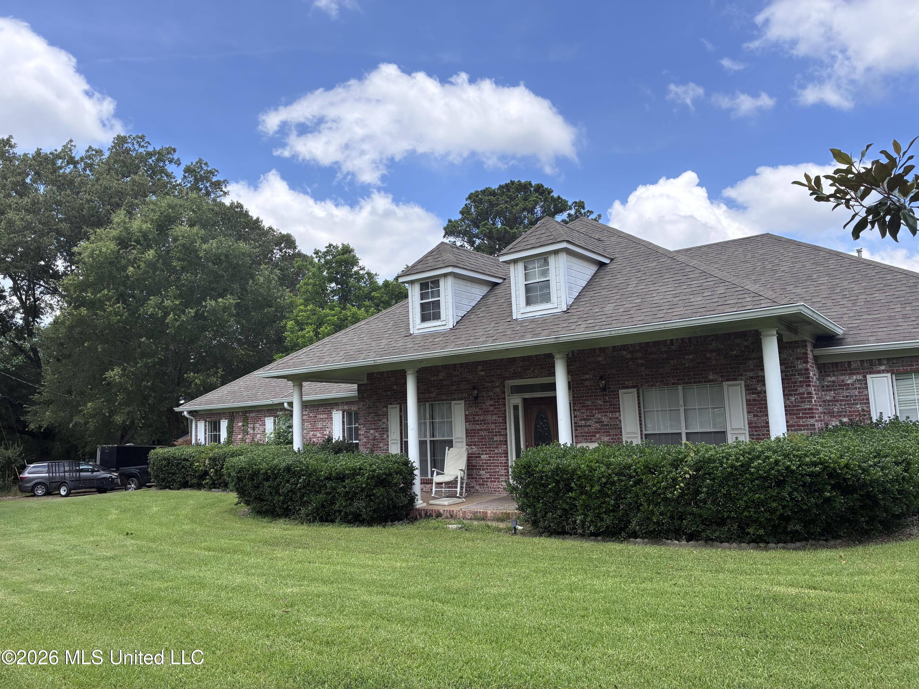 5988 Henderson Road Property Photo 59