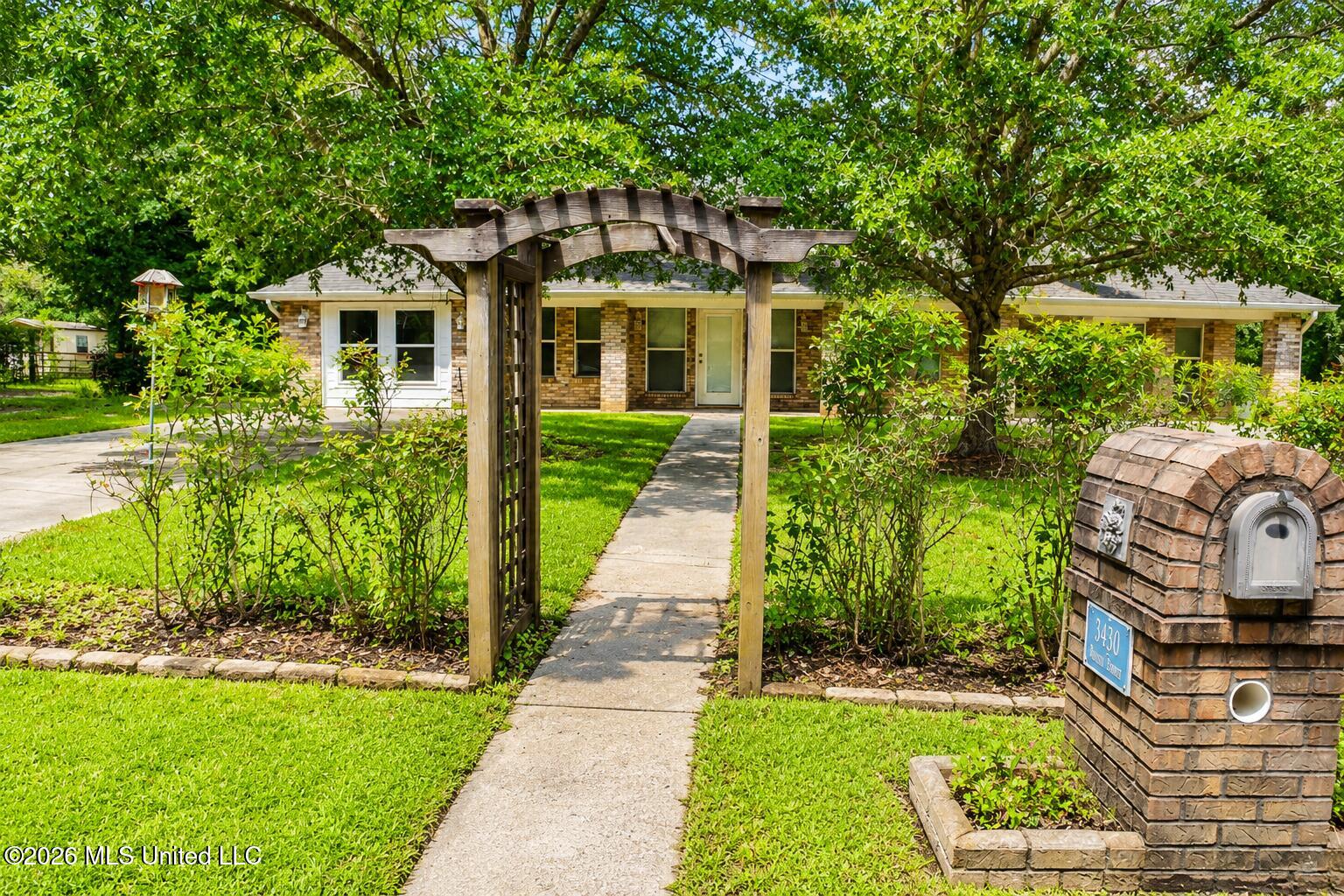 11275 Bay Drive Property Photo 2