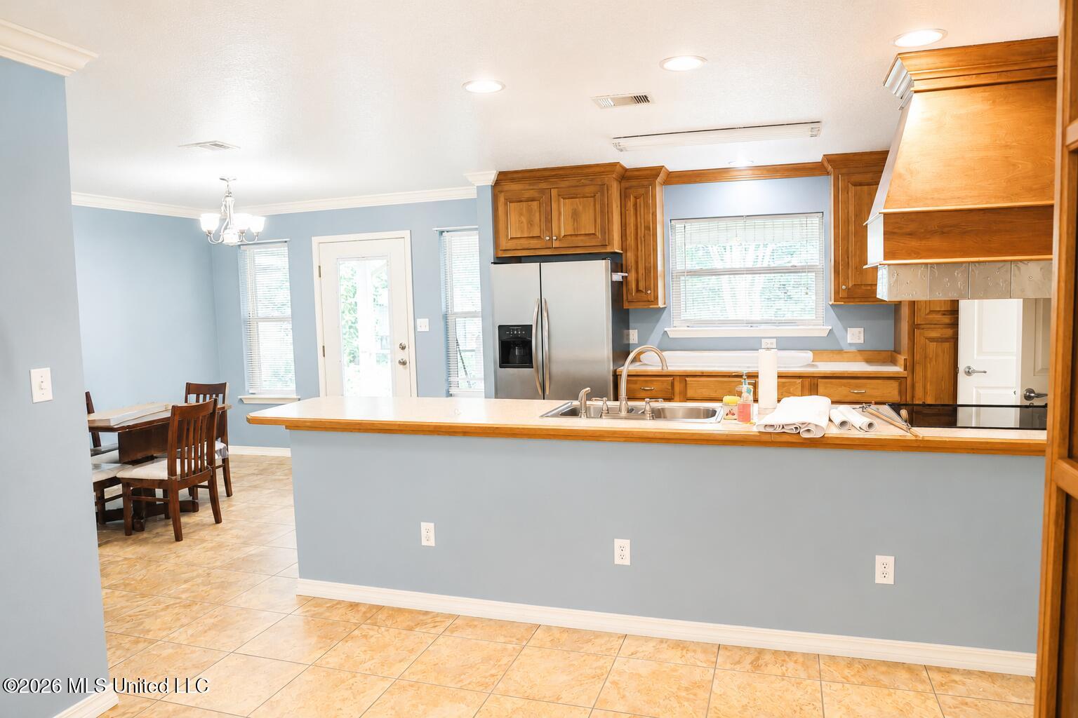 11275 Bay Drive Property Photo 3