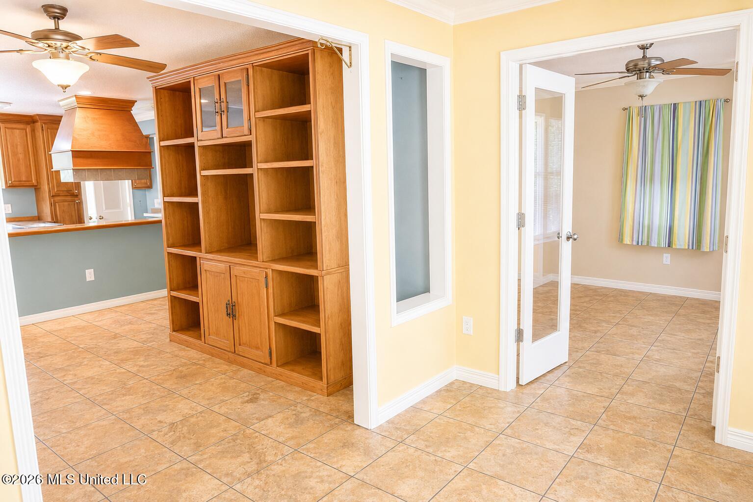 11275 Bay Drive Property Photo 6
