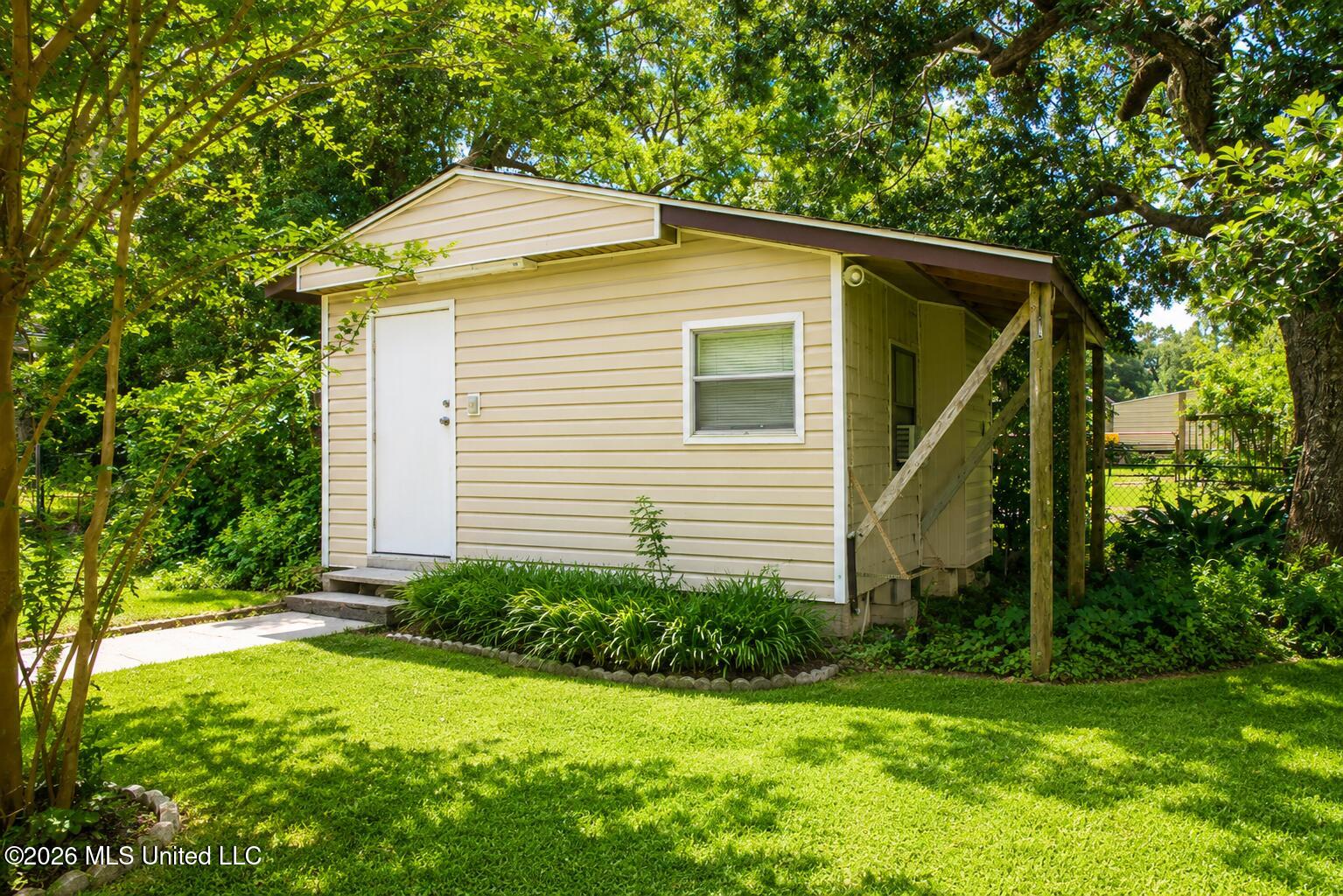 11275 Bay Drive Property Photo 15