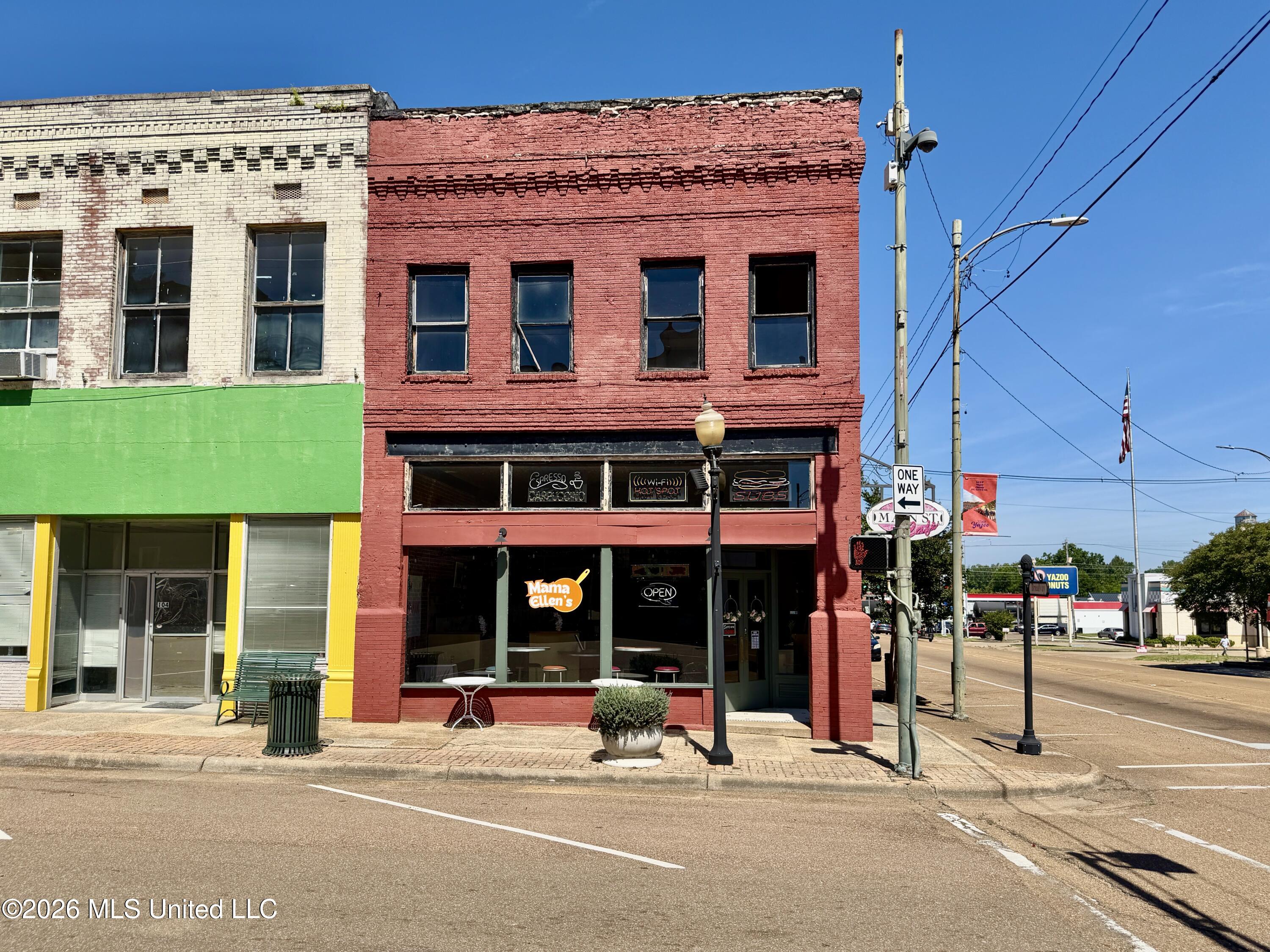 100 S Main Street Property Photo 1