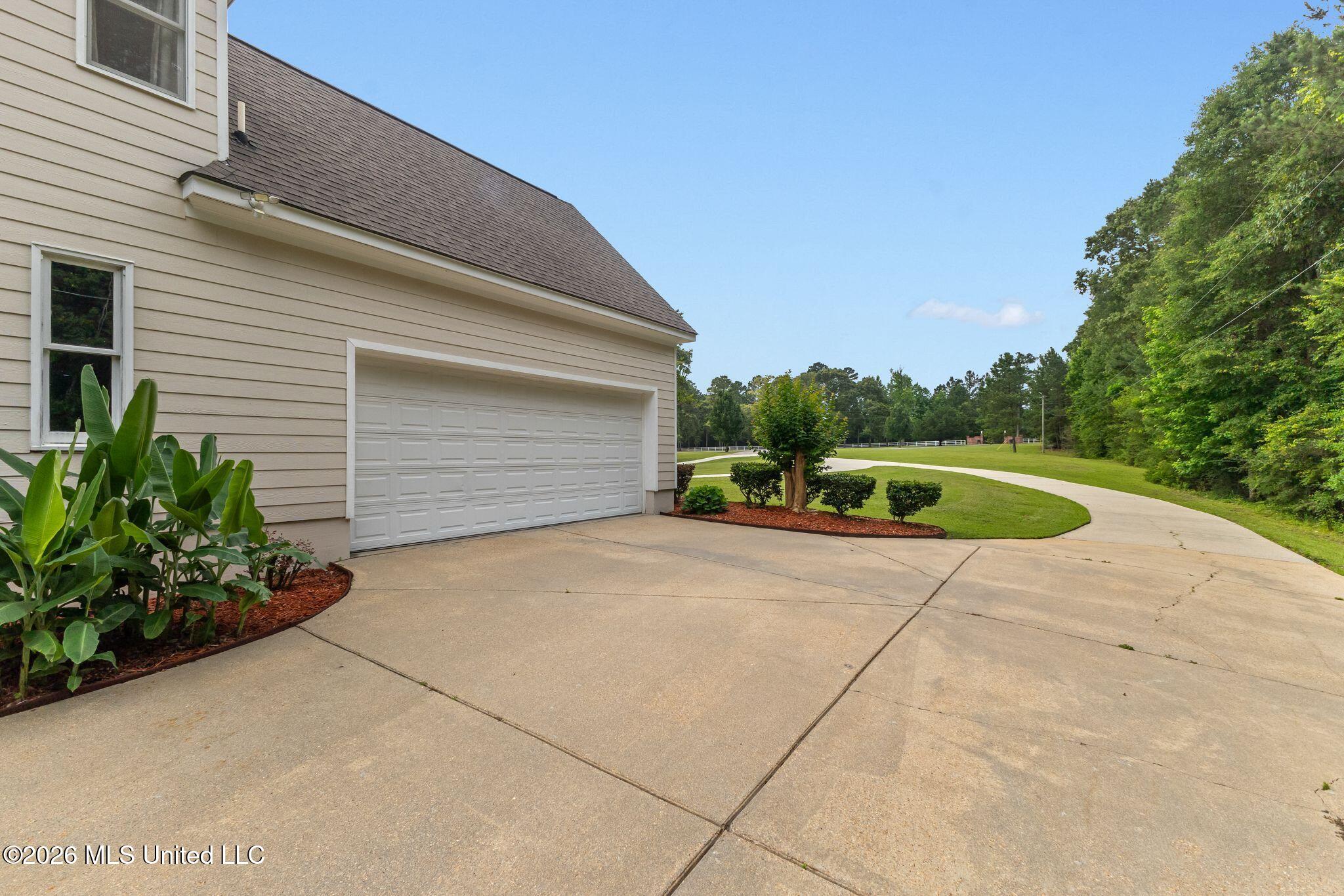 33 Mcmahan Cutoff Road Property Photo 5