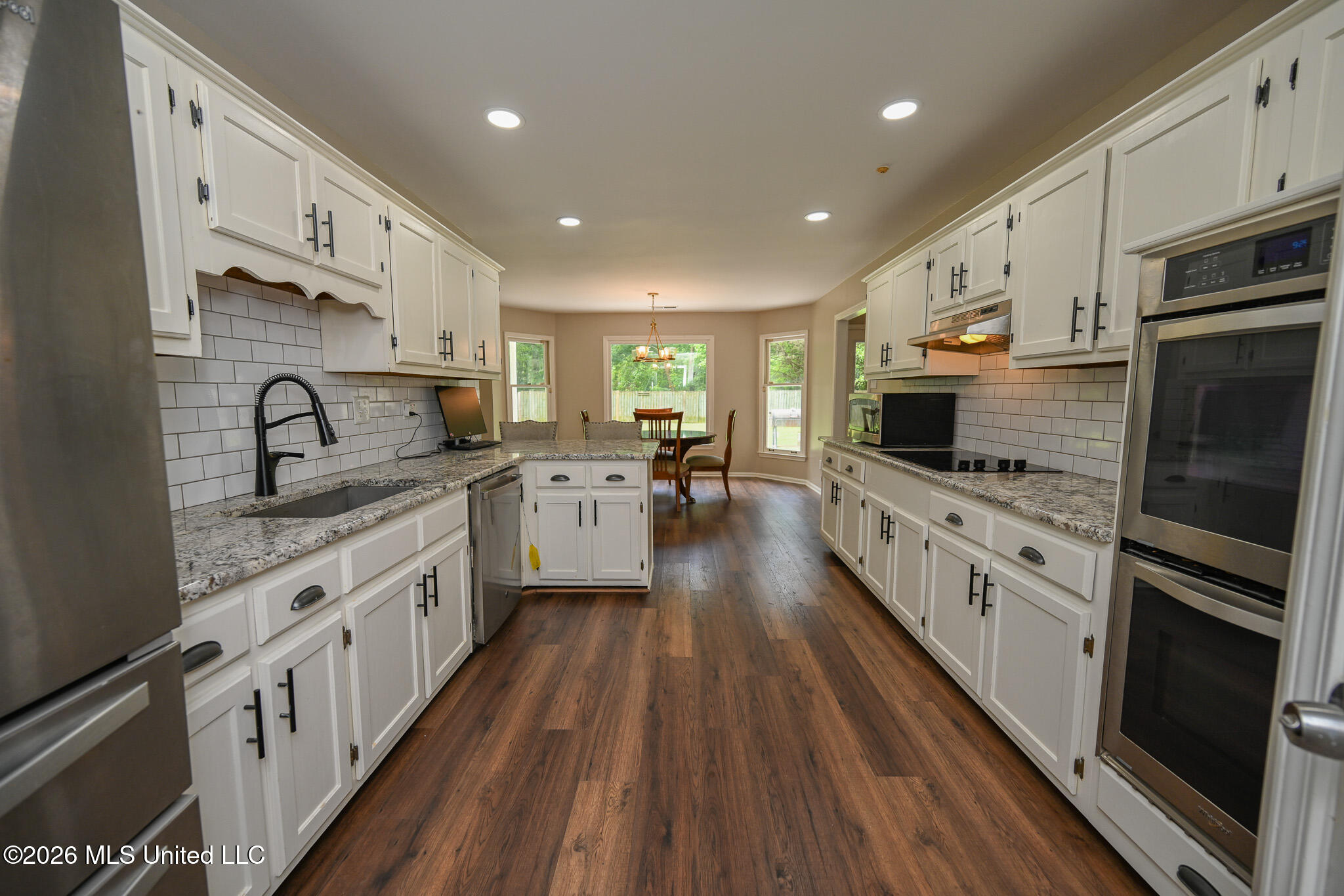 5805 S Manor Cove Property Photo 13
