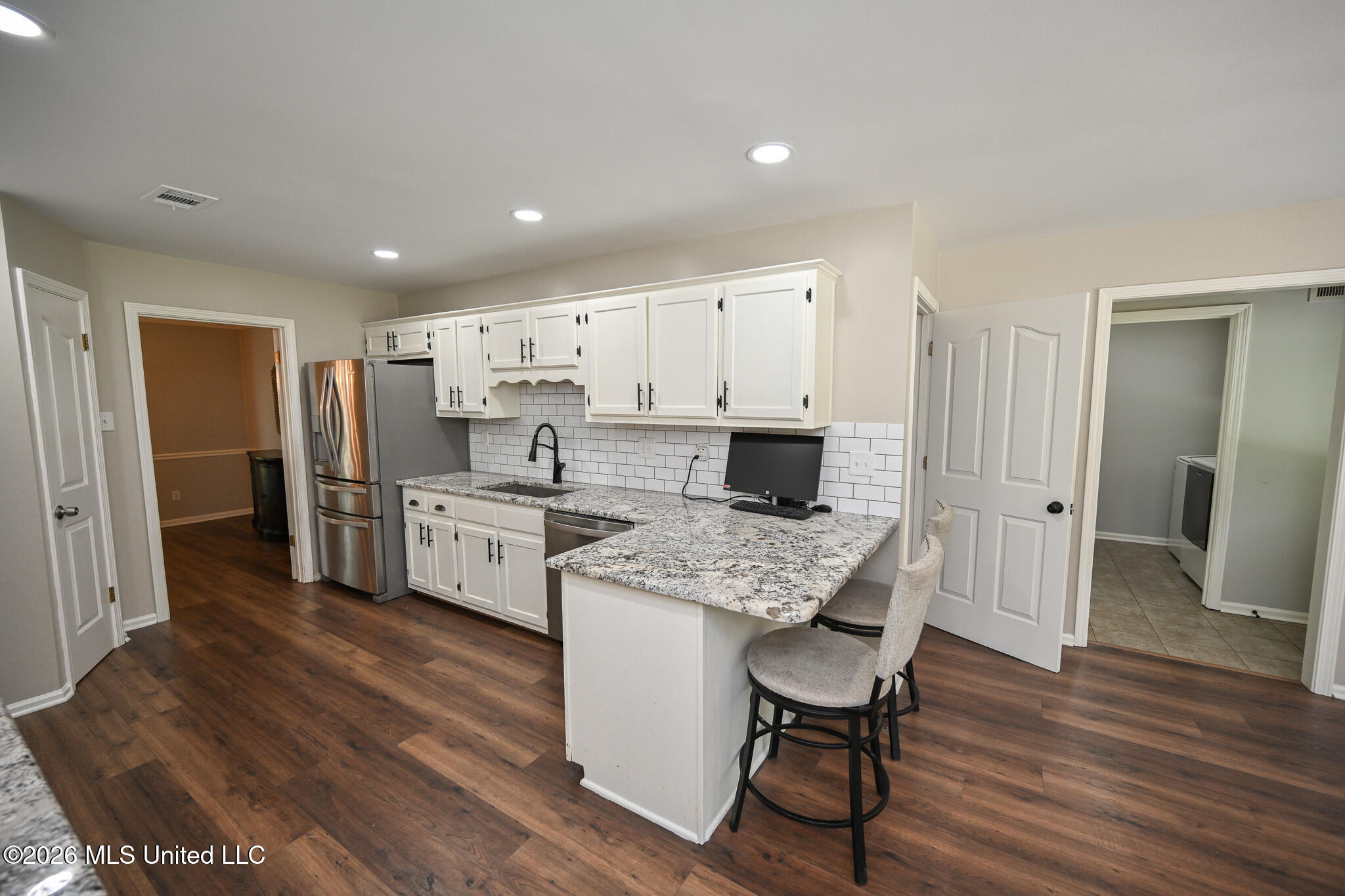 5805 S Manor Cove Property Photo 15
