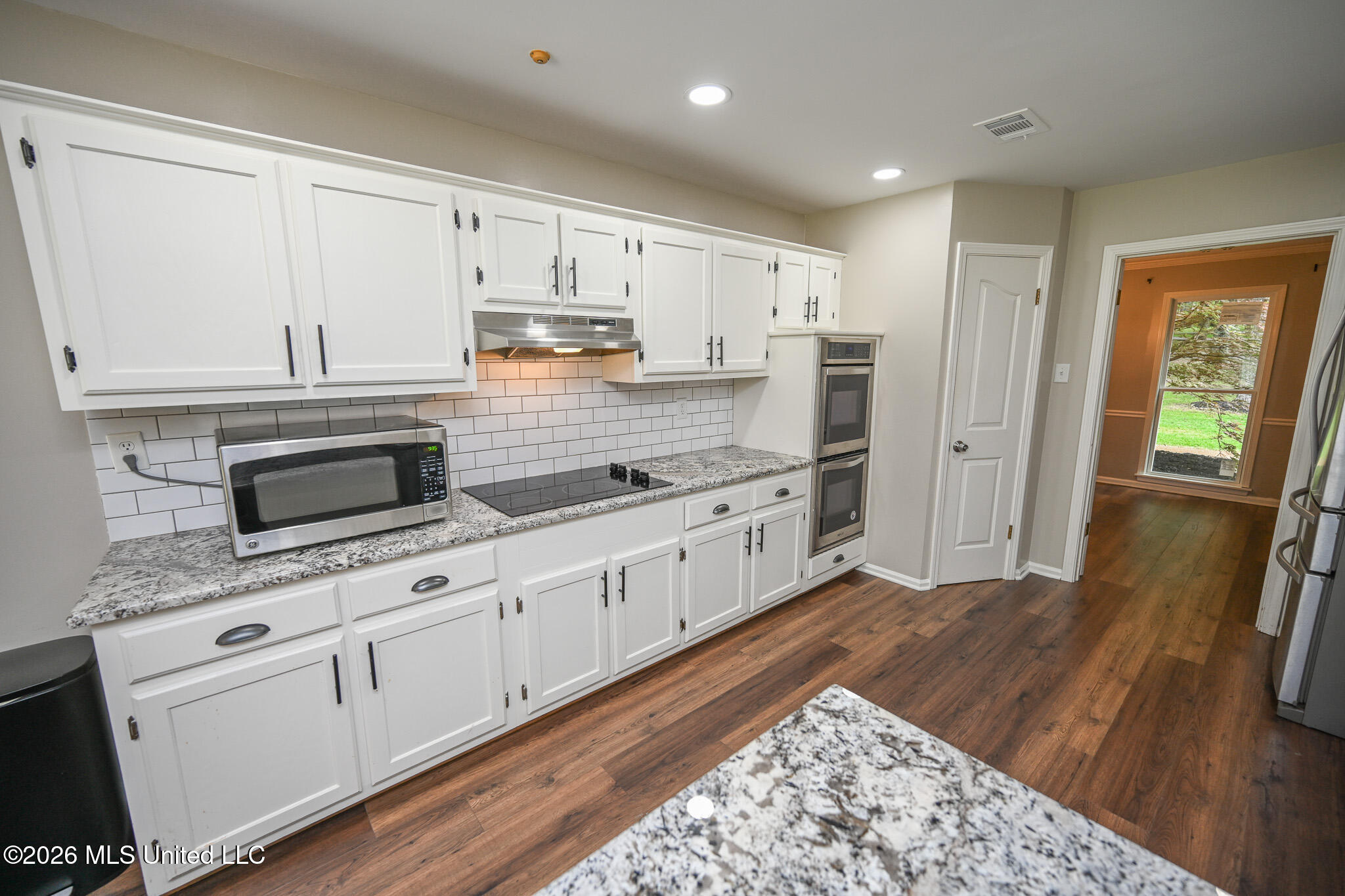 5805 S Manor Cove Property Photo 16