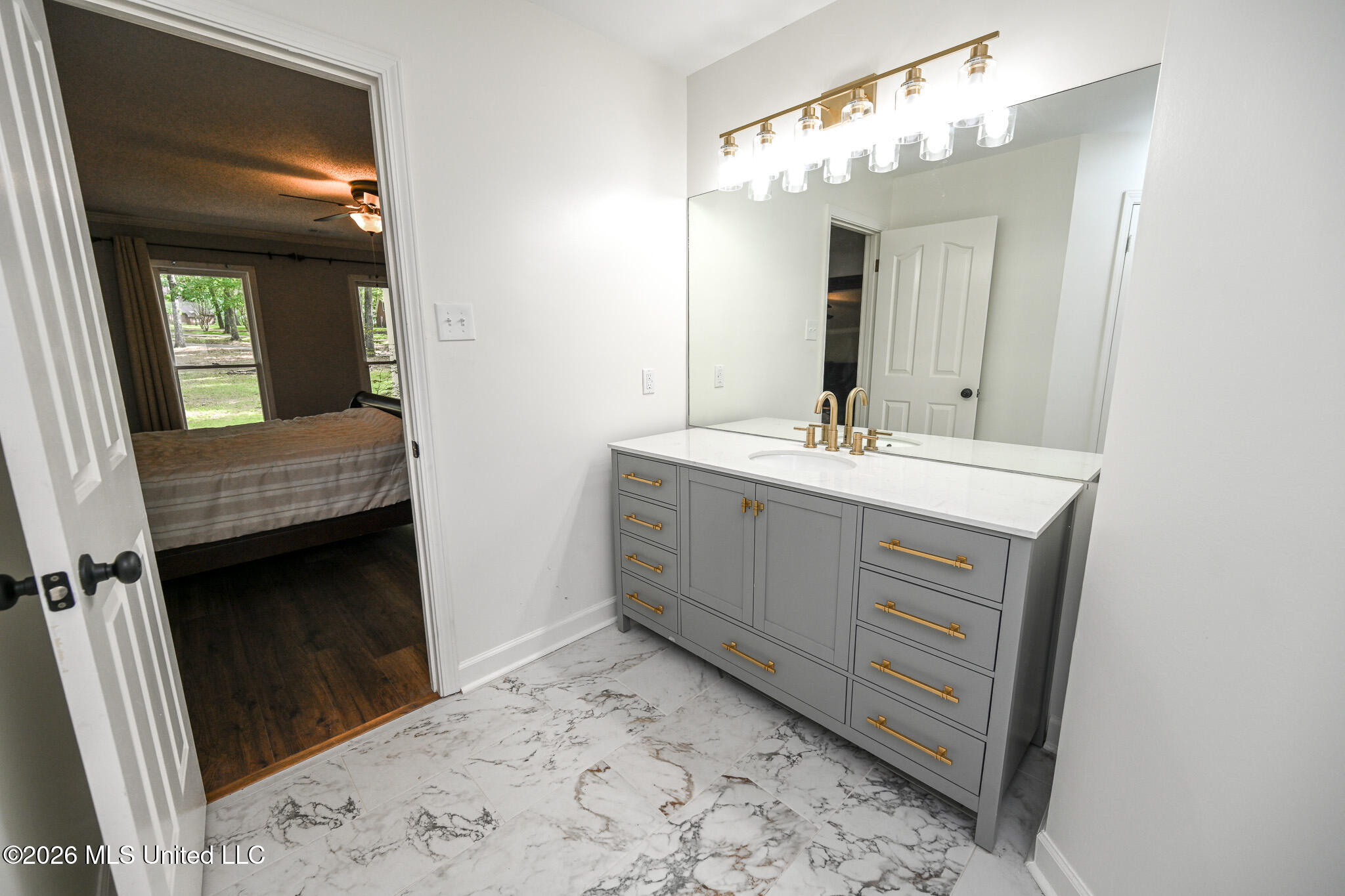 5805 S Manor Cove Property Photo 30