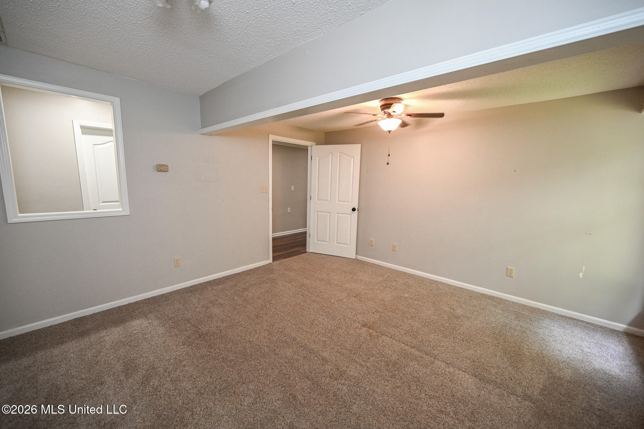 5805 S Manor Cove Property Photo 40
