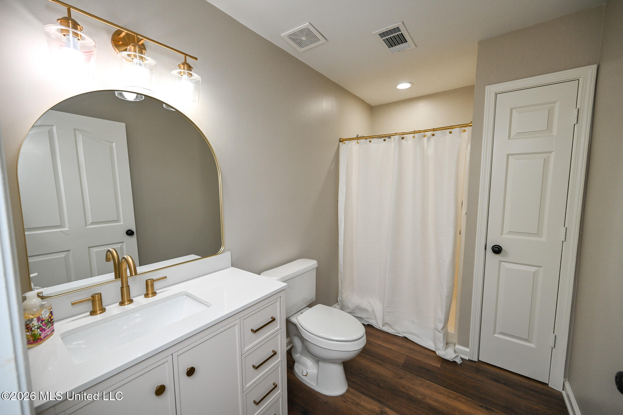 5805 S Manor Cove Property Photo 41