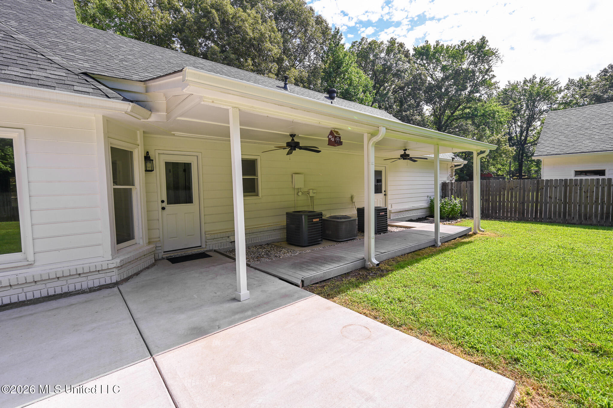 5805 S Manor Cove Property Photo 62