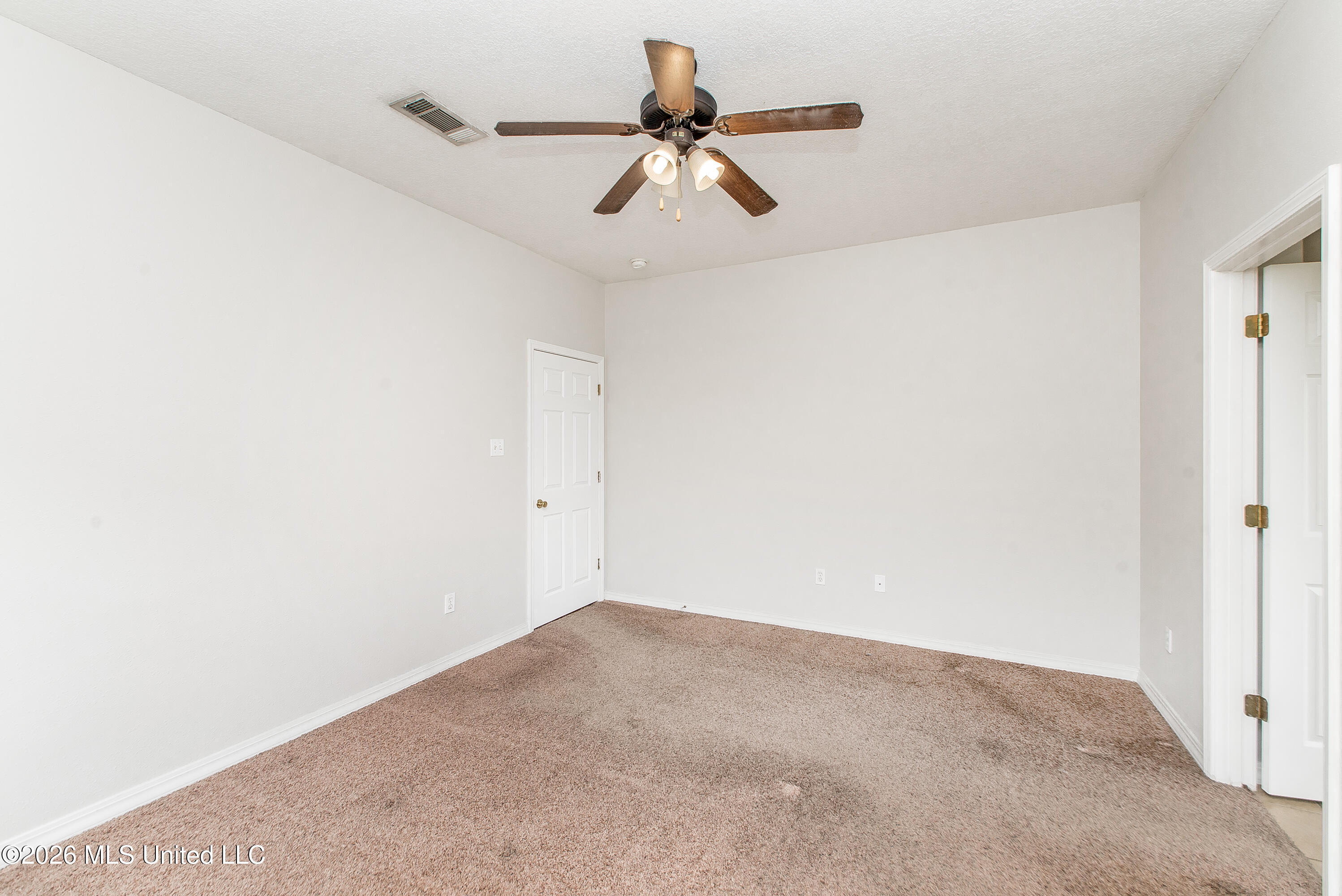 4 Maroon Drive Property Photo 18